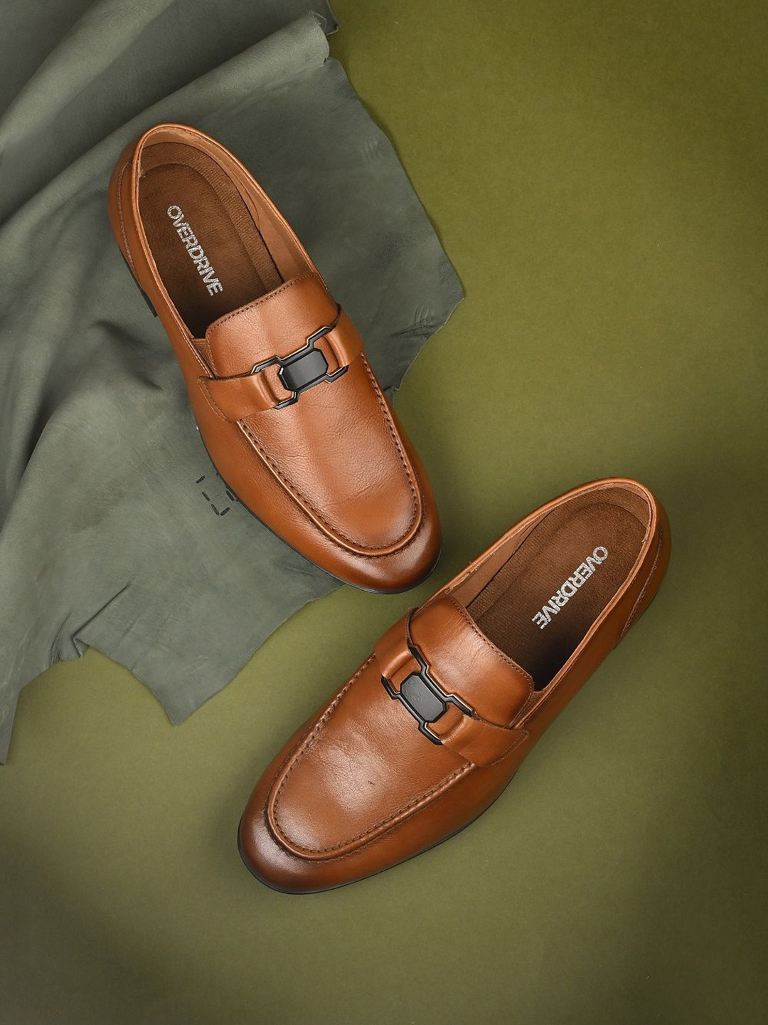 Overdrive Cognac Crest Men Leather Loafers