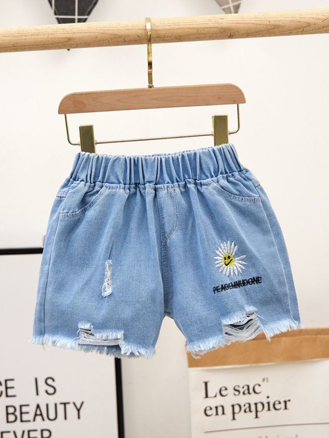 YK Girls Self Design Washed Denim Shorts