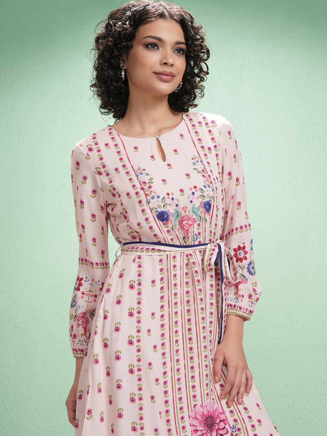 Vishudh Women Floral Print Tie-Up Neck Fit and Flare Midi Dress
