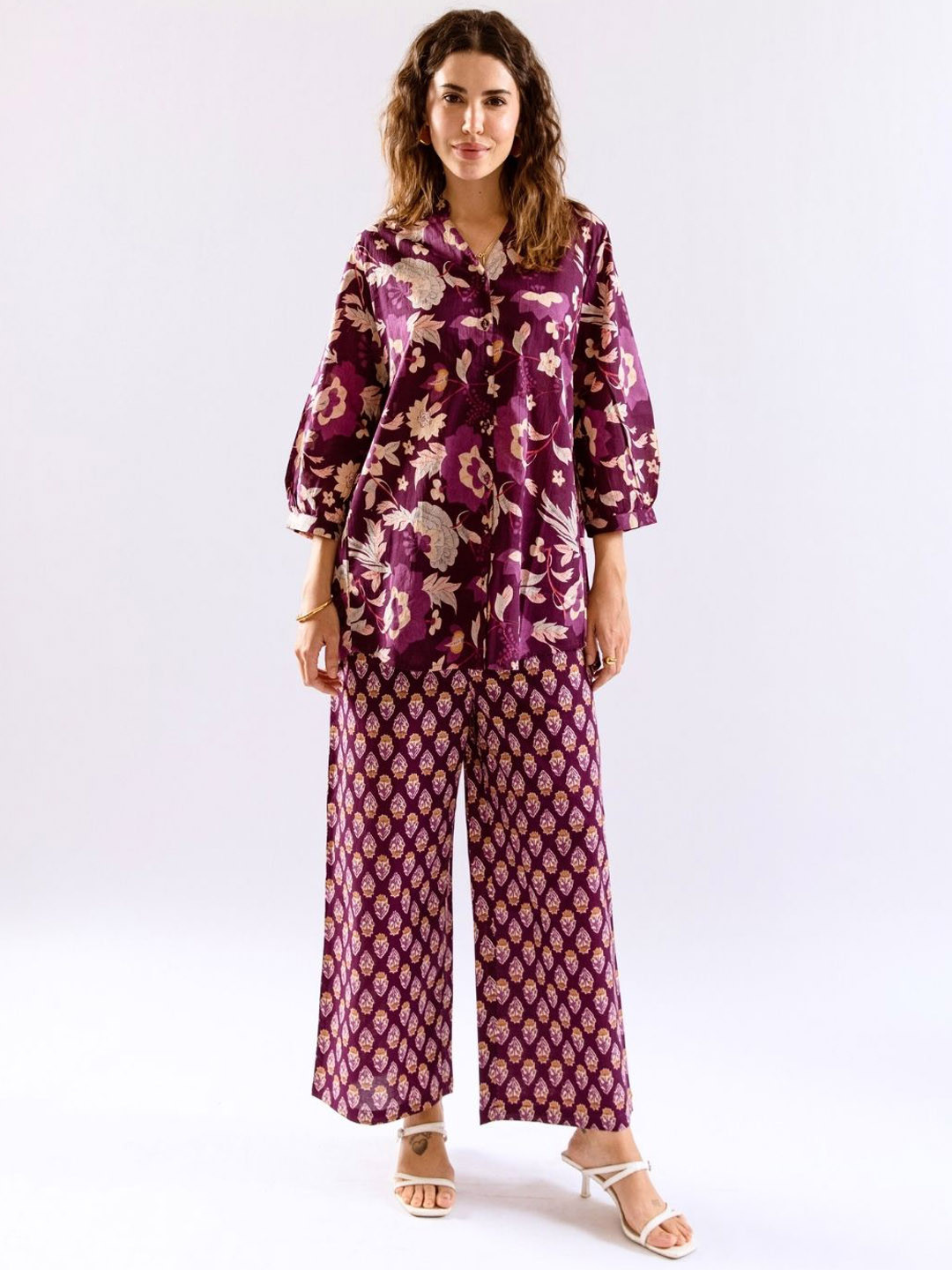 FEATHERS CLOSET Haze Petal Back Pleated Pure Cotton Co-Ord Set