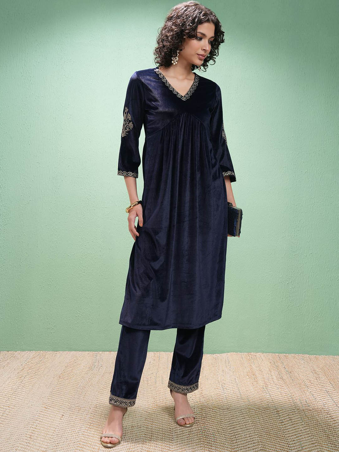 Vishudh V-Neck Velvet Anarkali Kurta Set