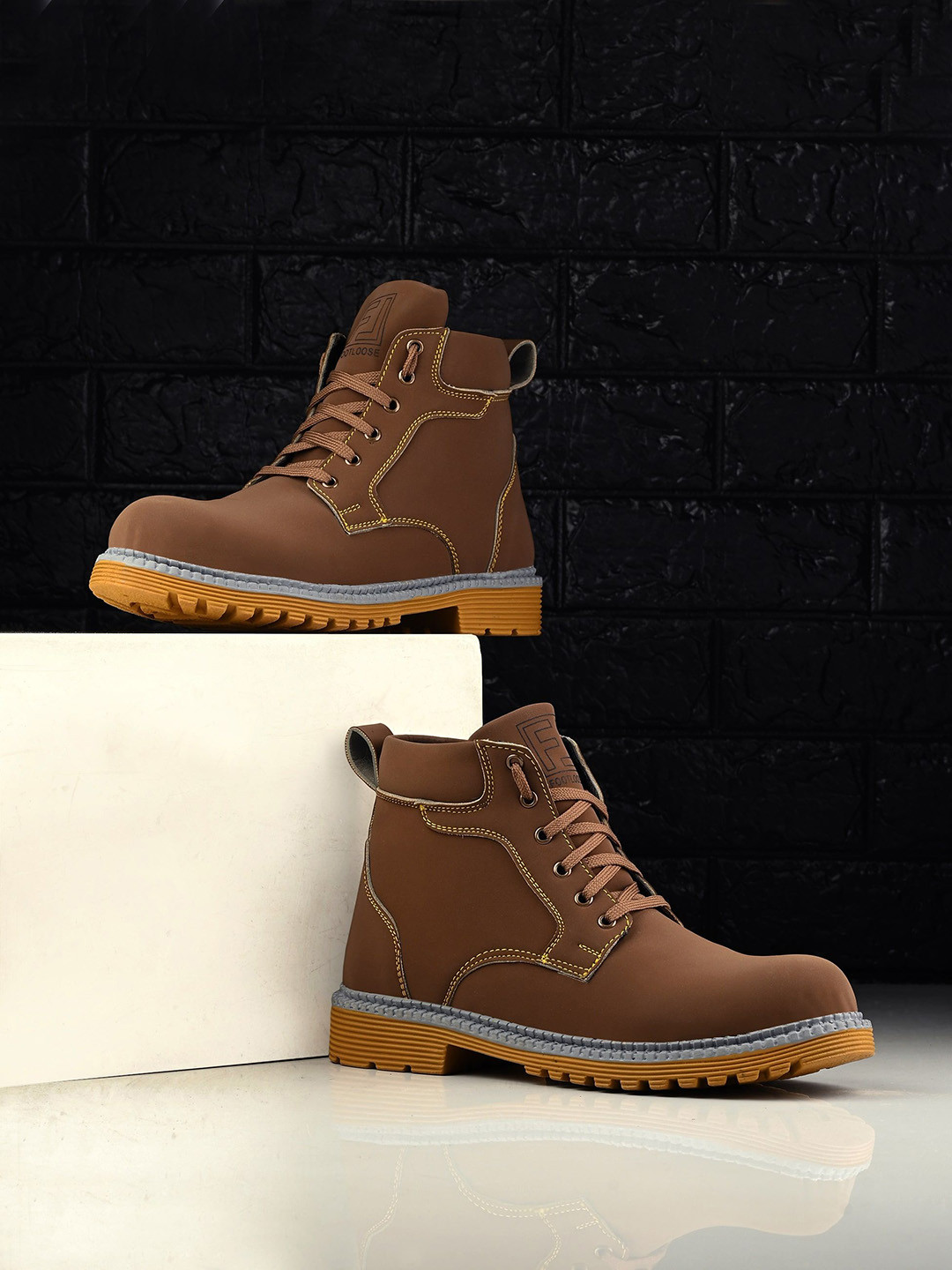 FOOTLOOSE Men Stylish Lace-Up Boots