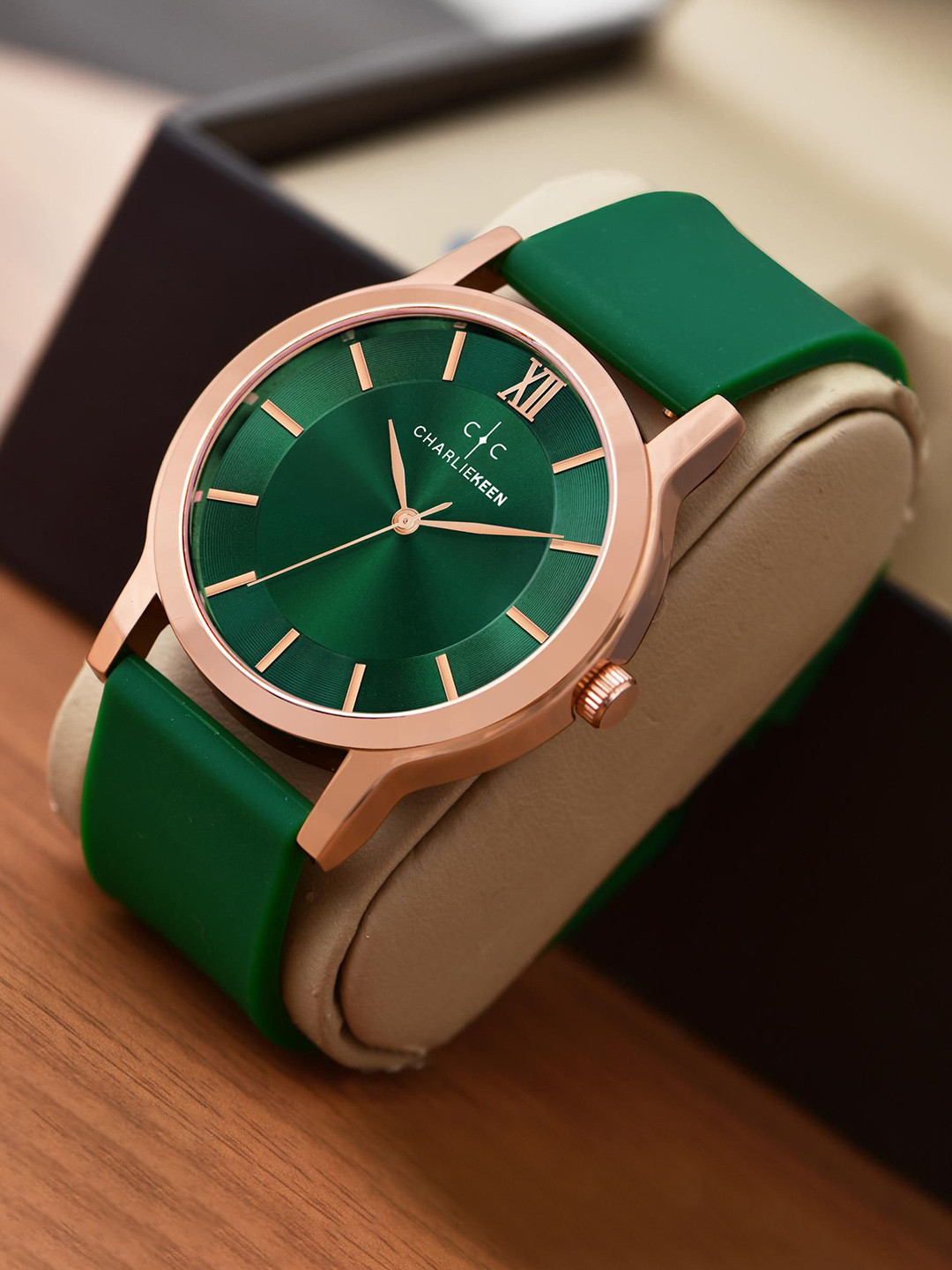 CHARLIEKEEN Men Brass Round Dial & Straps Analogue Watch CC-GR011-GRN-GRN