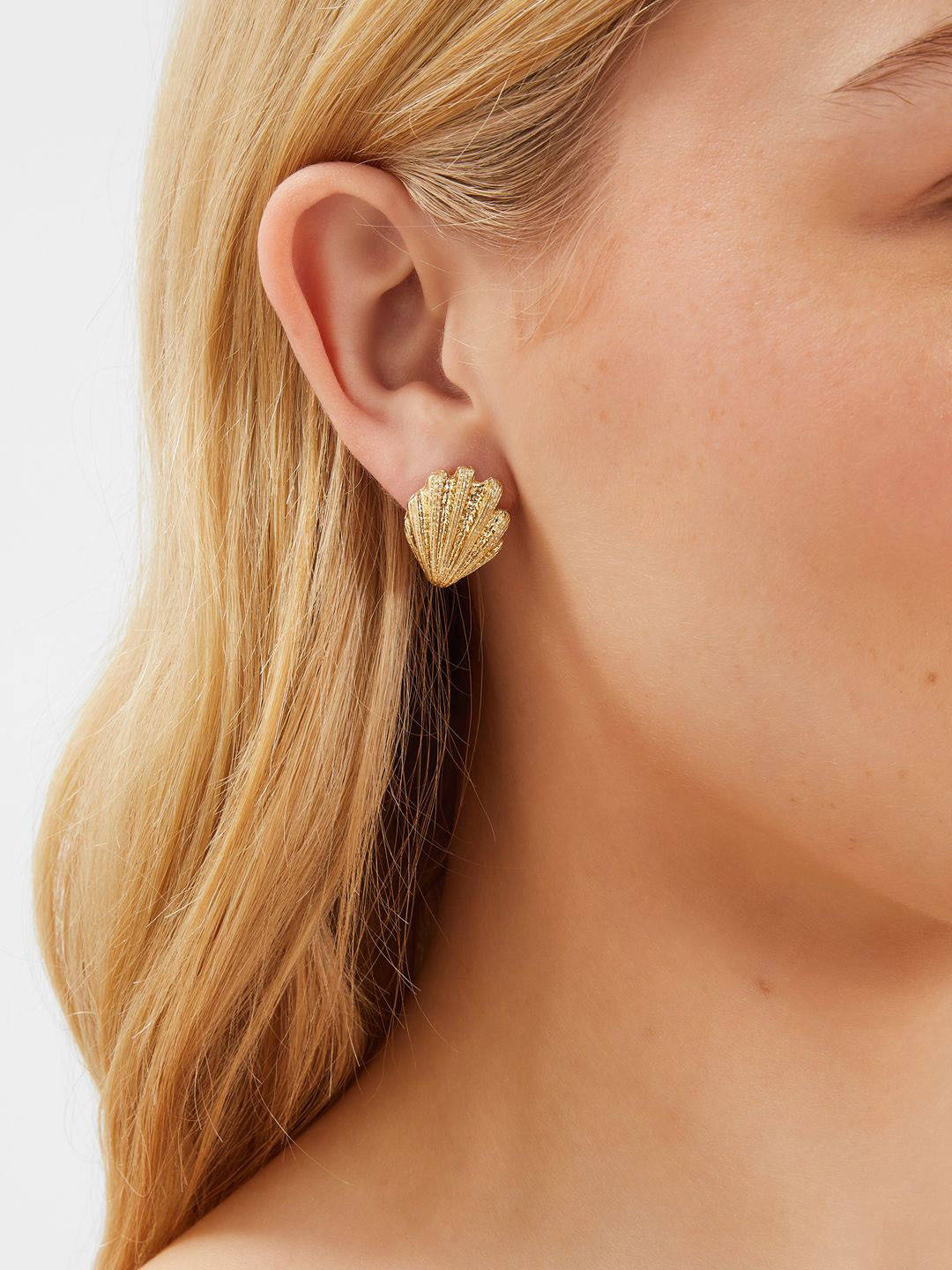 Accessorize Shell Shaped Studs