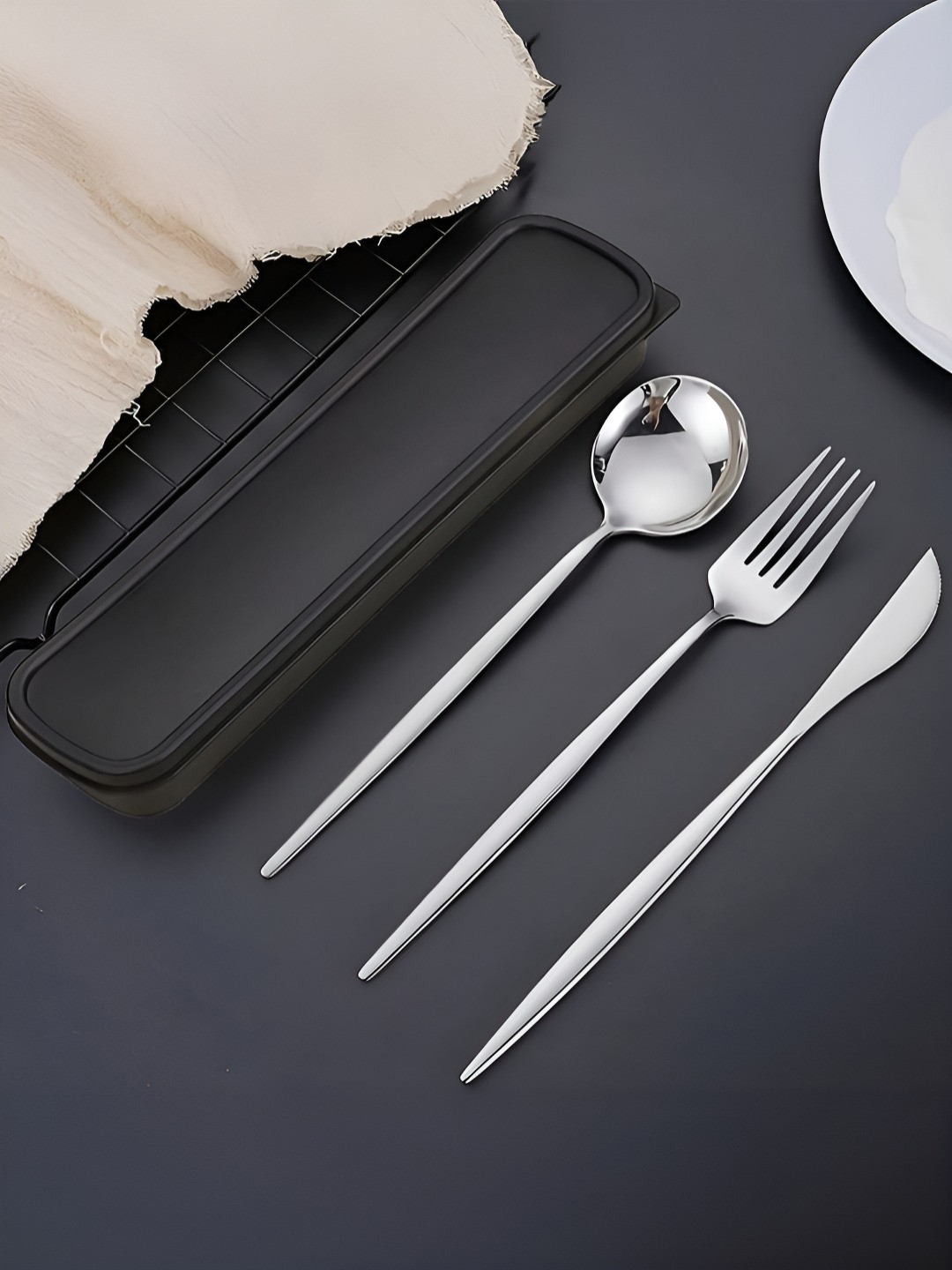 BonZeaL Portable 3 Pieces Silver-Toned Stainless Steel Cutlery Set With Box