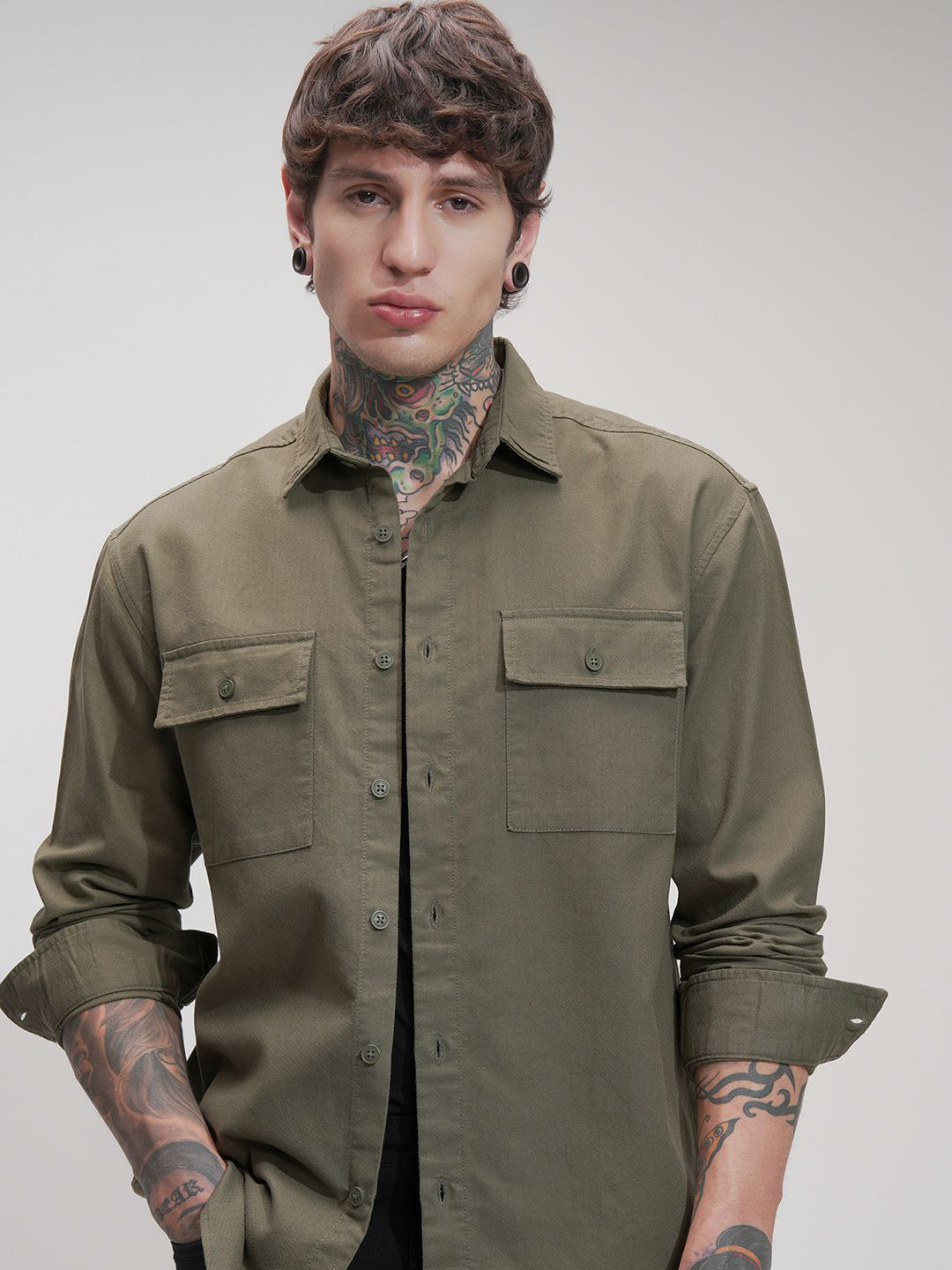 HIGHLANDER Men Comfort Opaque Casual Regular Fit Shirt