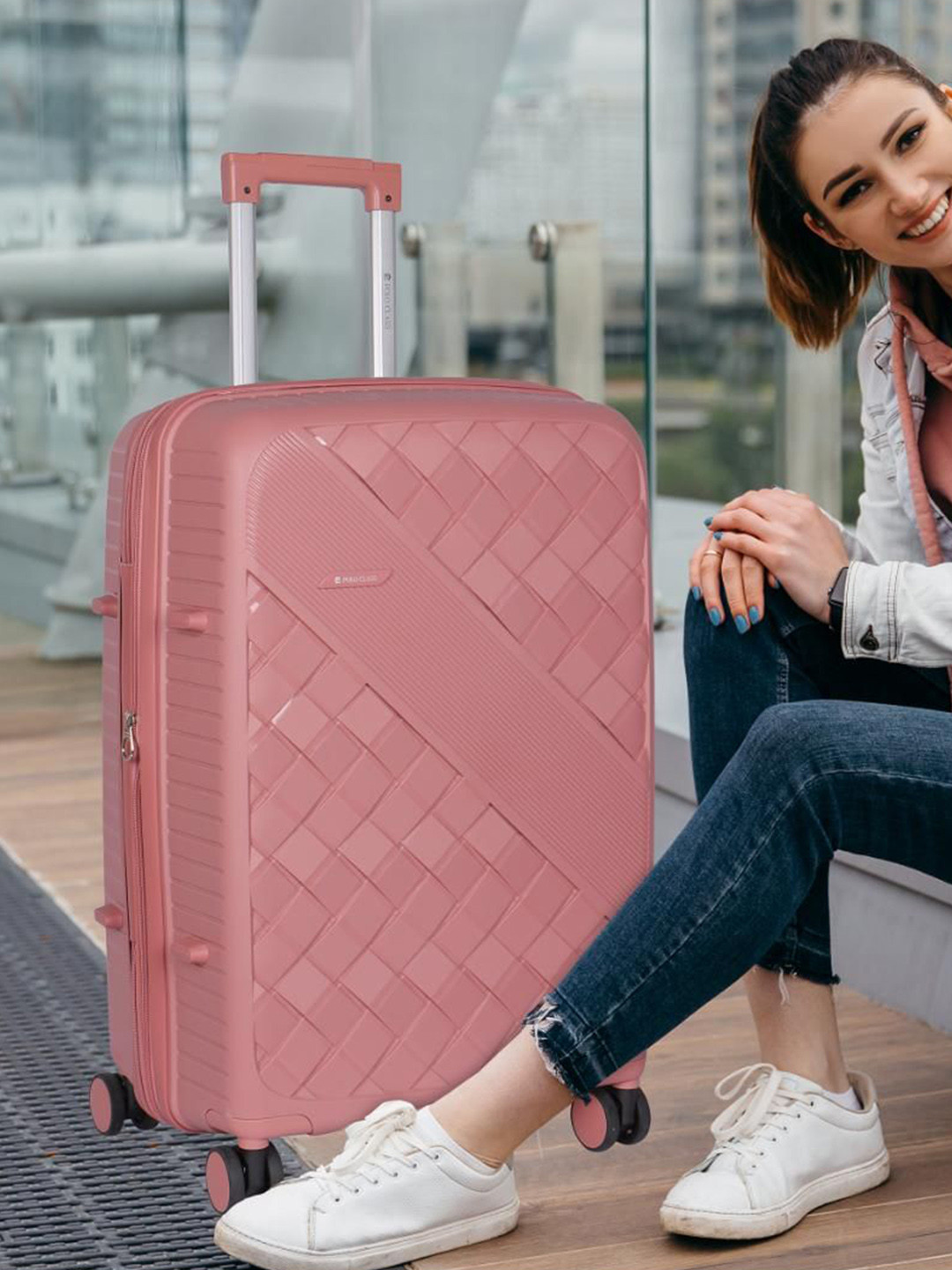 Polo Class Set Of 4 Textured Hard-Sided Trolley Suitcase With Vanity