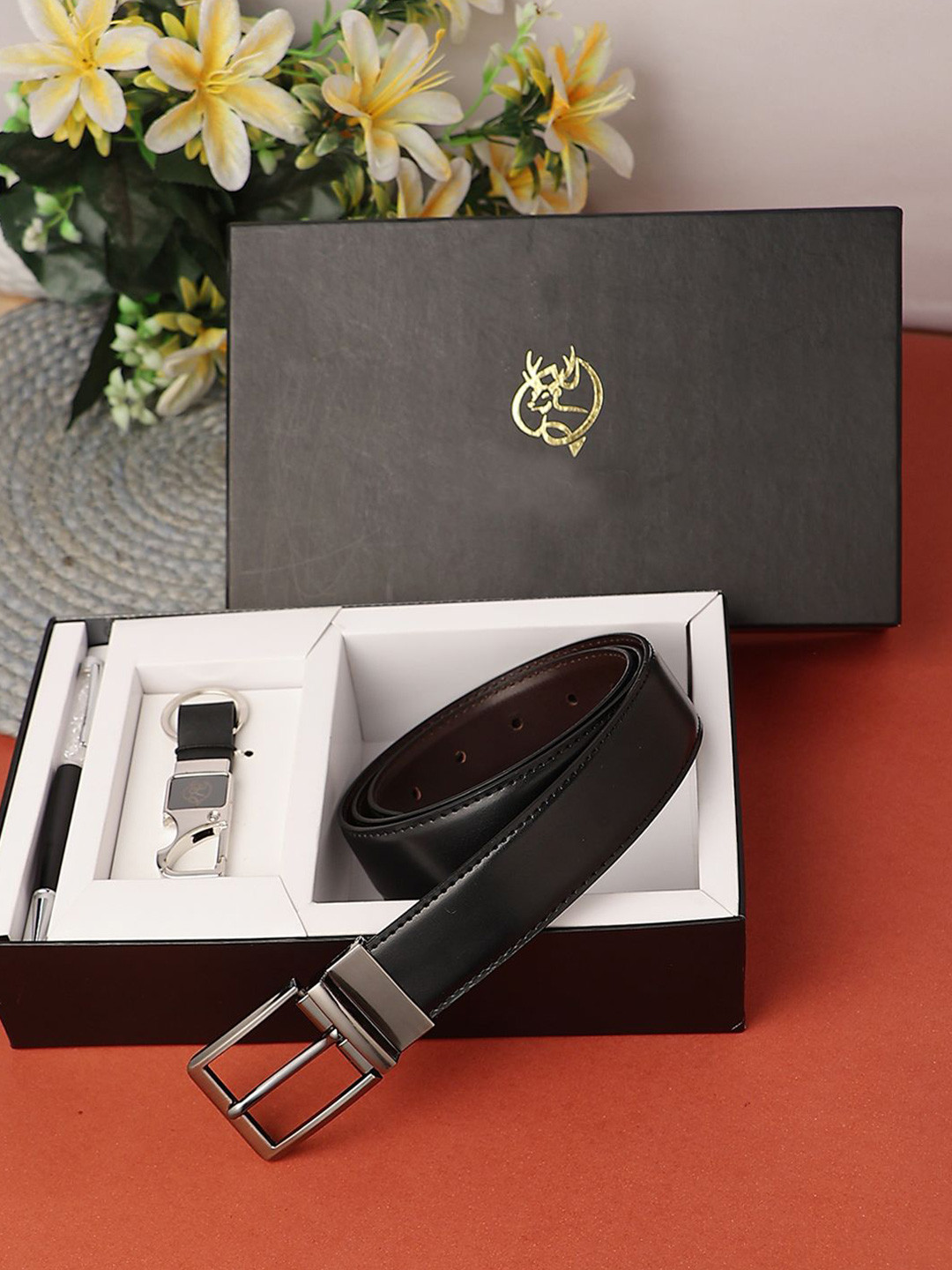 SAZARA Men Reversible Belt & Keychain & Pen Gift Set