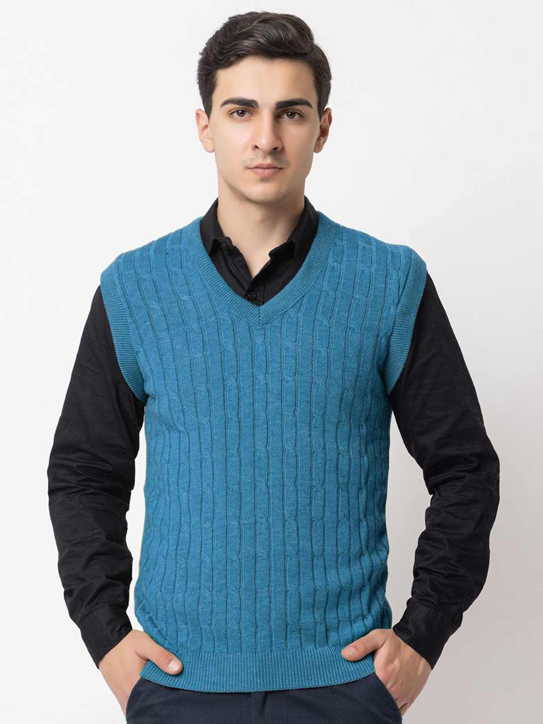 VENATORIA Men Cable Knit Pullover