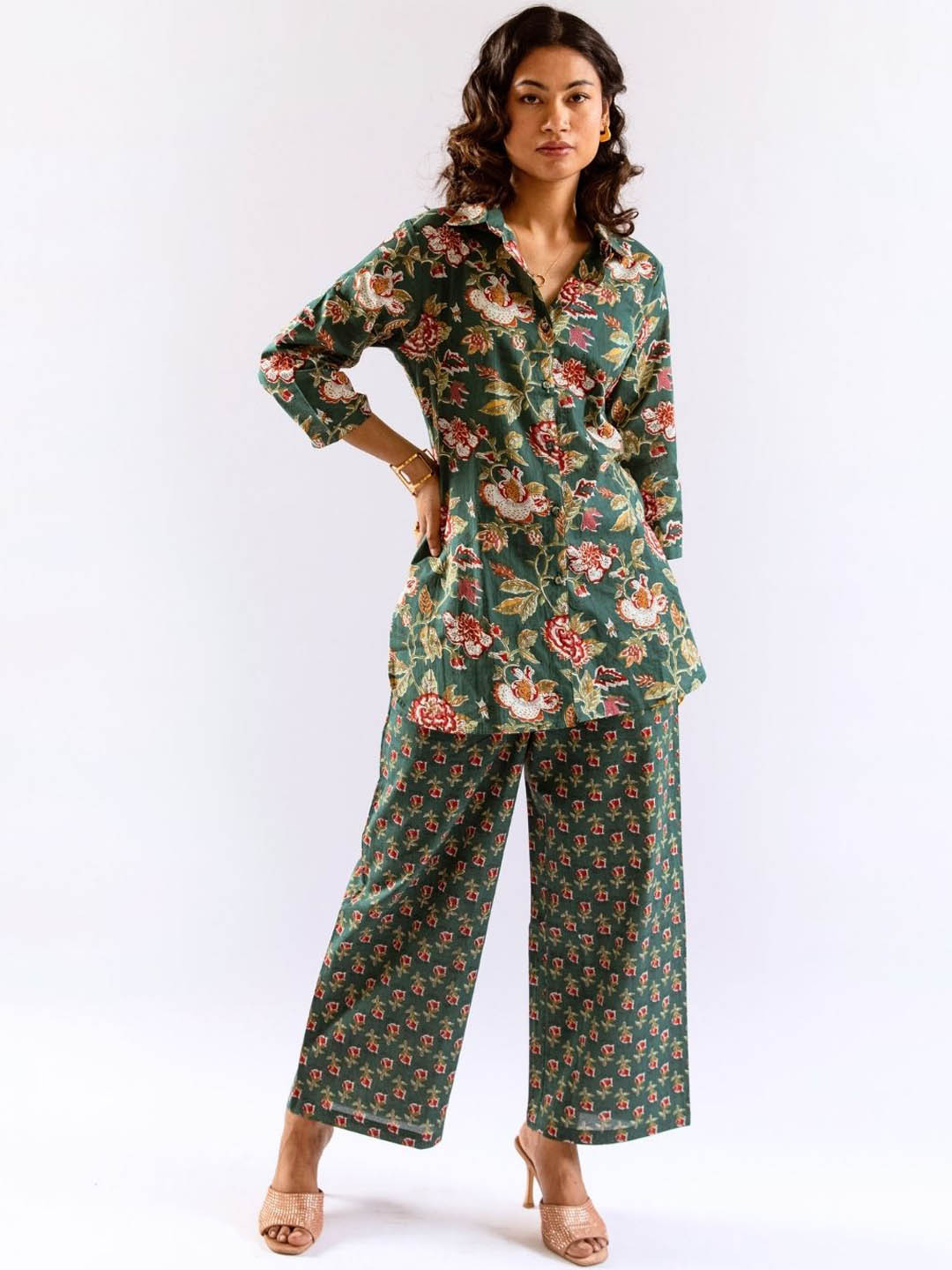 FEATHERS CLOSET Leafy Charm Print Pure Cotton Collar Shirt Co-Ord Set