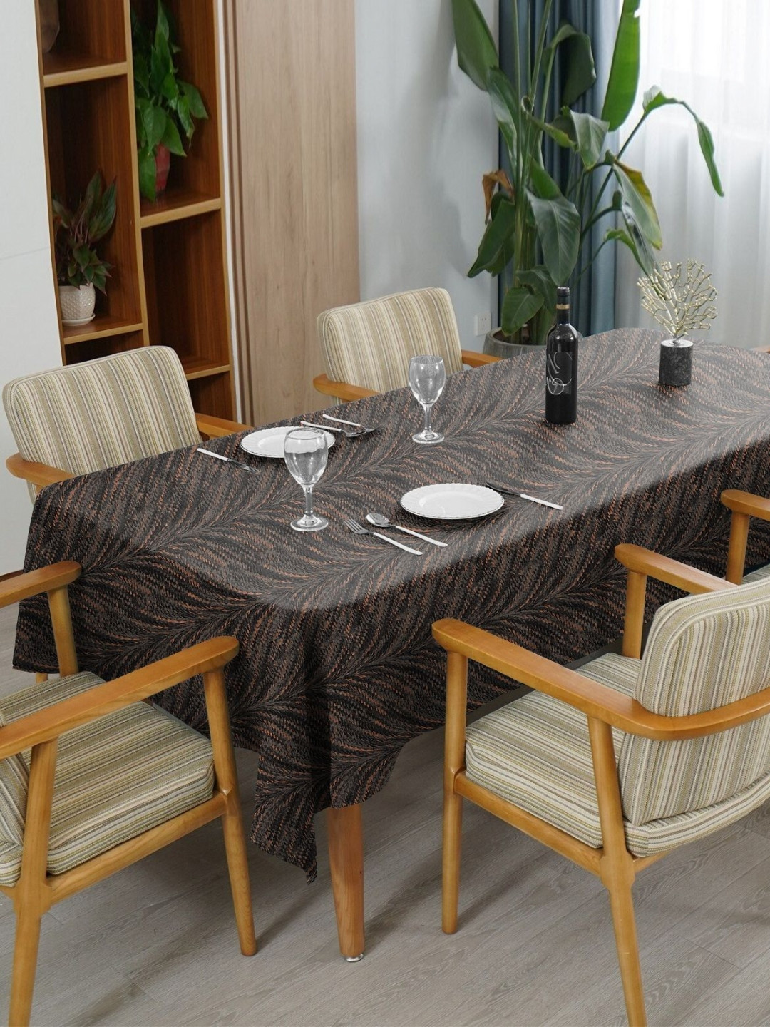 CASABLEU Premium Luxor Black Floral Printed Rectangle 6-Seater Table Covers