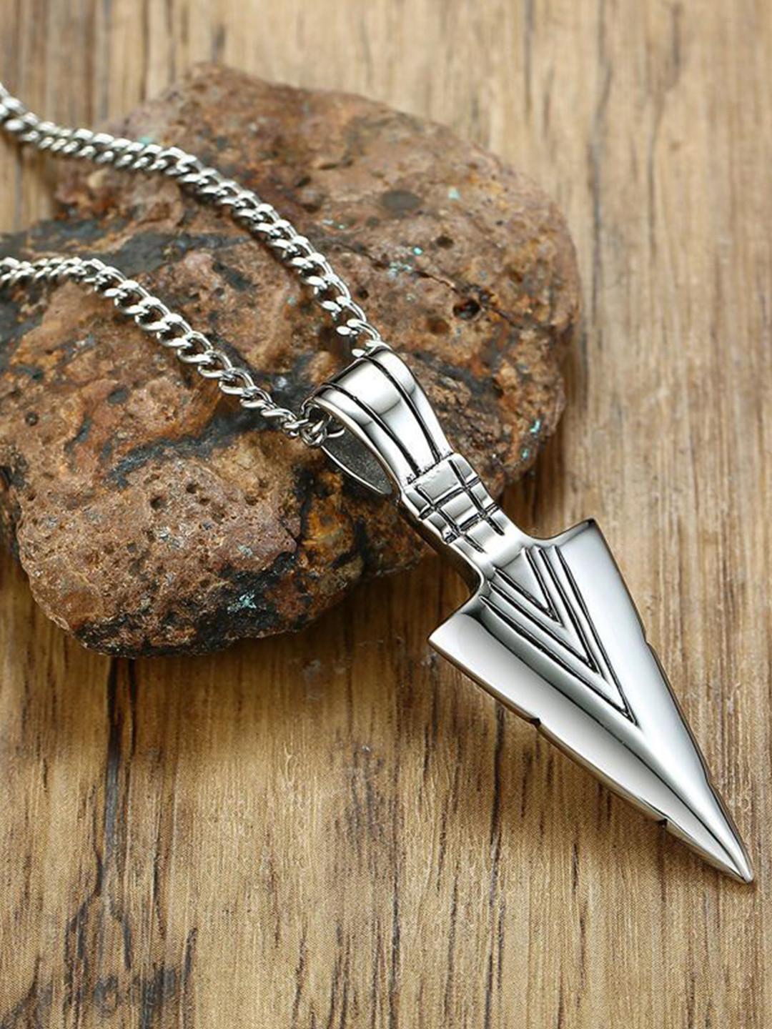 The Roadster Lifestyle Co Men Silver-Plated Stainless Steel Arrow Pendant With Chain