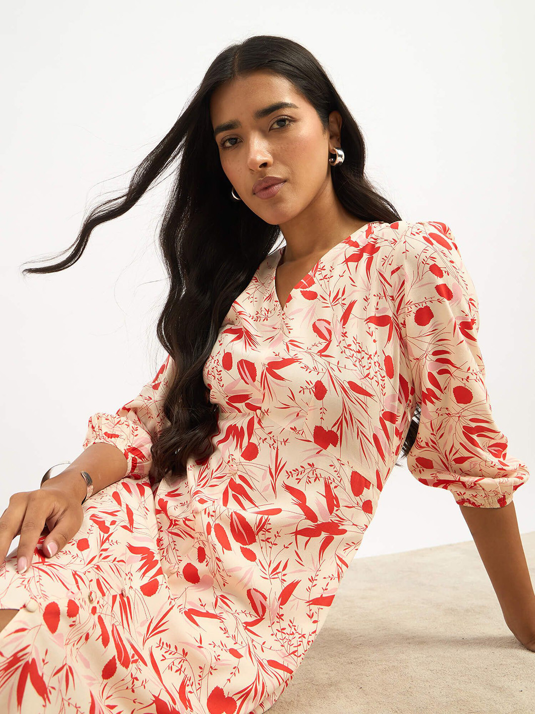 SALT ATTIRE Women Floral Printed Crepe Shift Dress