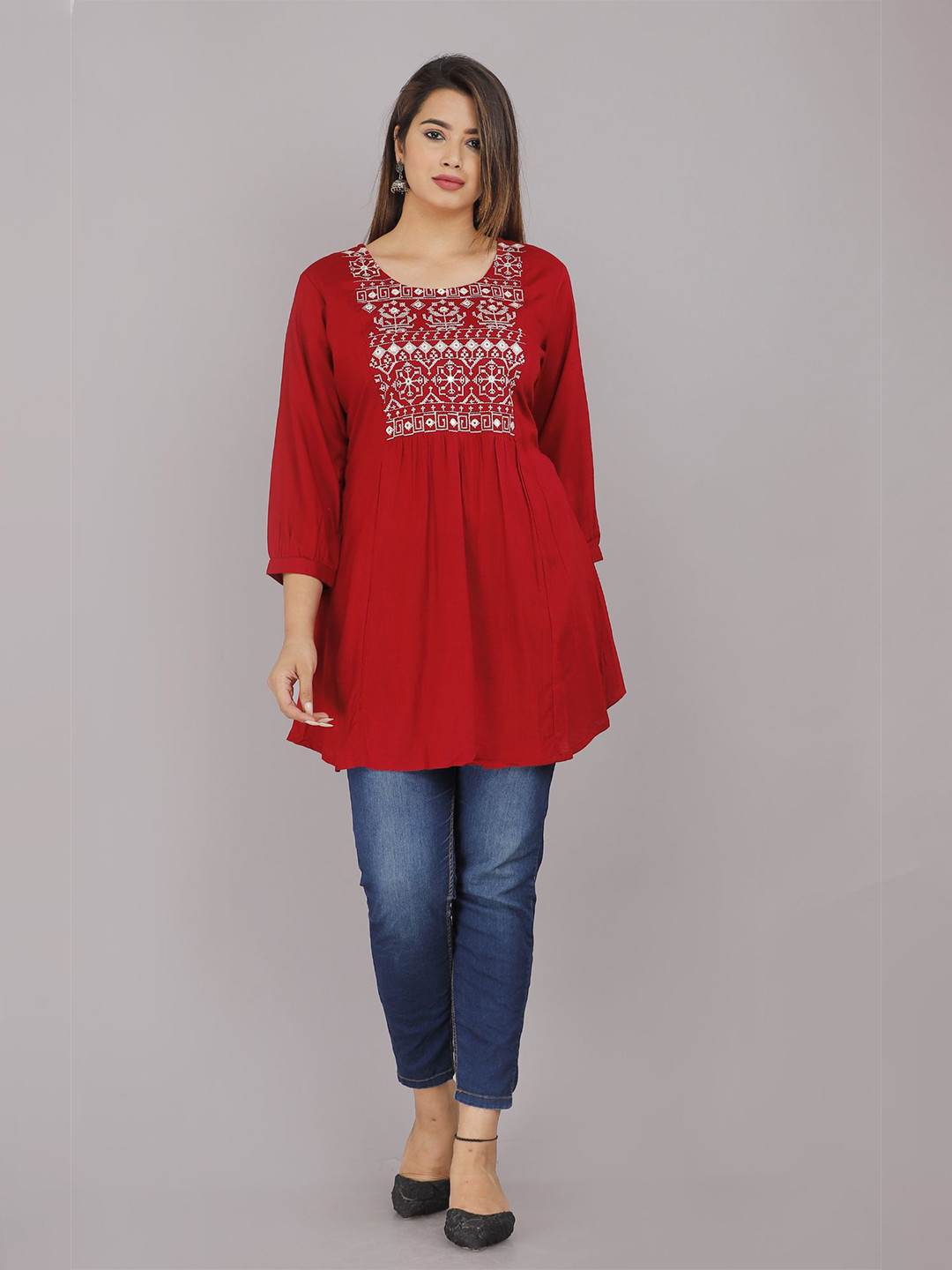 OH MI DIOS Embellished Top