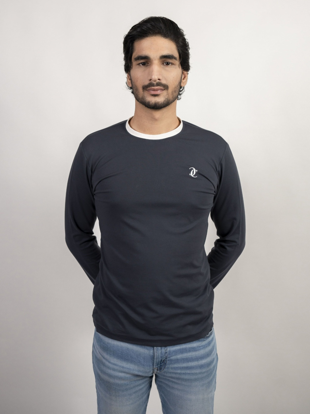 CABIN COMFY Men Solid Round Neck T-shirt