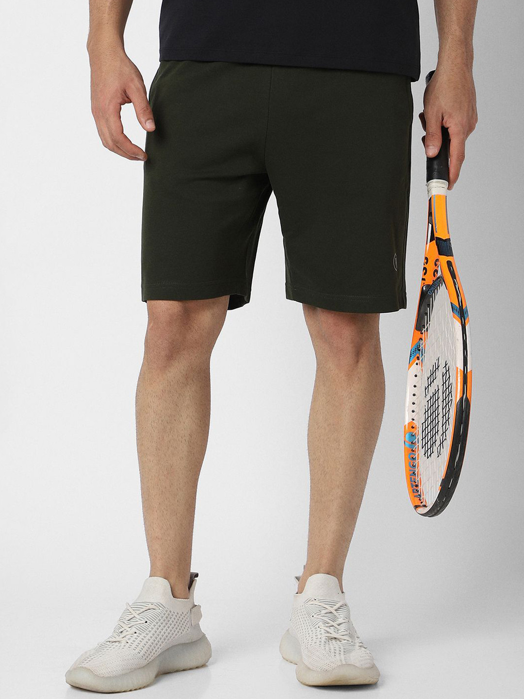 Van Heusen Flex Men Mid-Rise Slim Fit Knee Length Cotton Regular Shorts