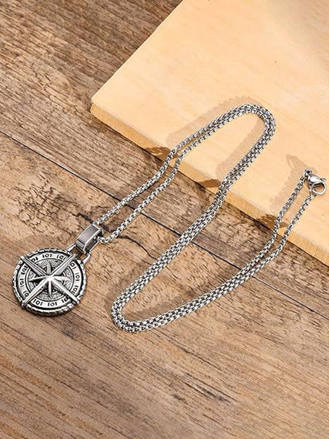 The Roadster Lifestyle Co Men Sterling Silver-Plated Cross Compass Pendant with Chain