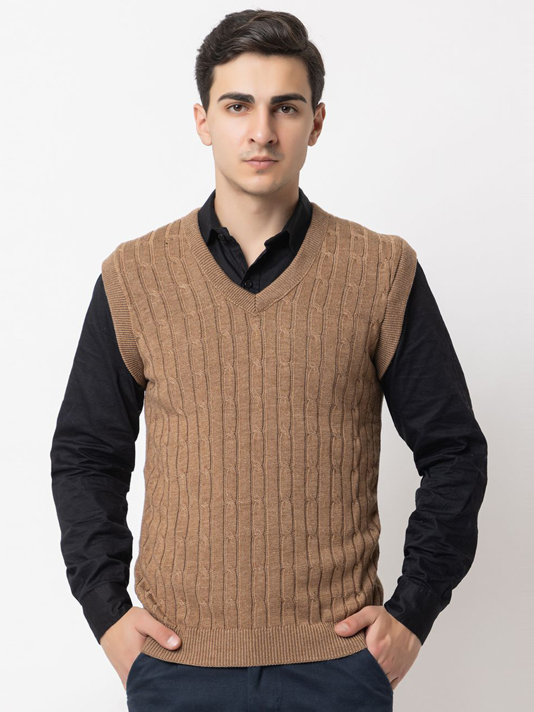 VENATORIA Men Cable Knit Pullover
