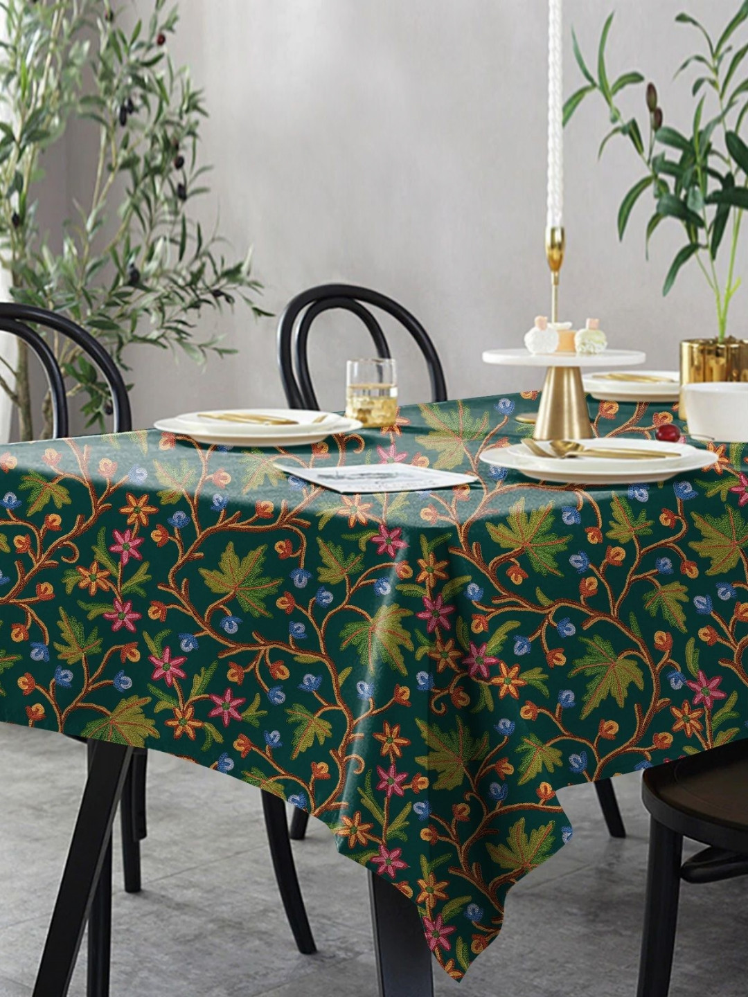 CASABLEU Green & Blue Floral Printed 6 Seater Table Cover