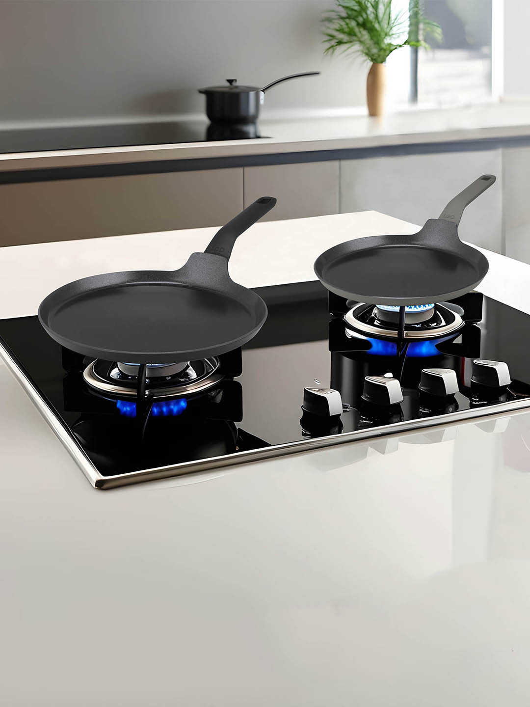 BergHOFF Black Induction & Dishwasher Safe Non-Stick Aluminum Cooking Tawa