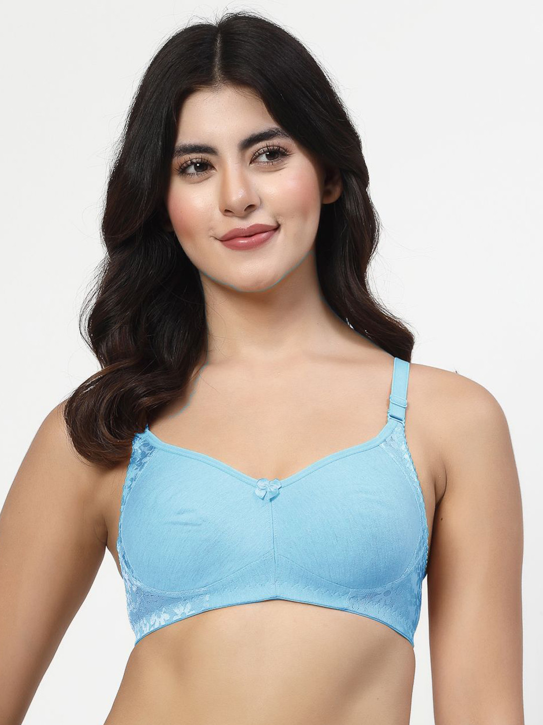 LILY Inimad Floral Lace Detailed Full Coverage Seamless Bra