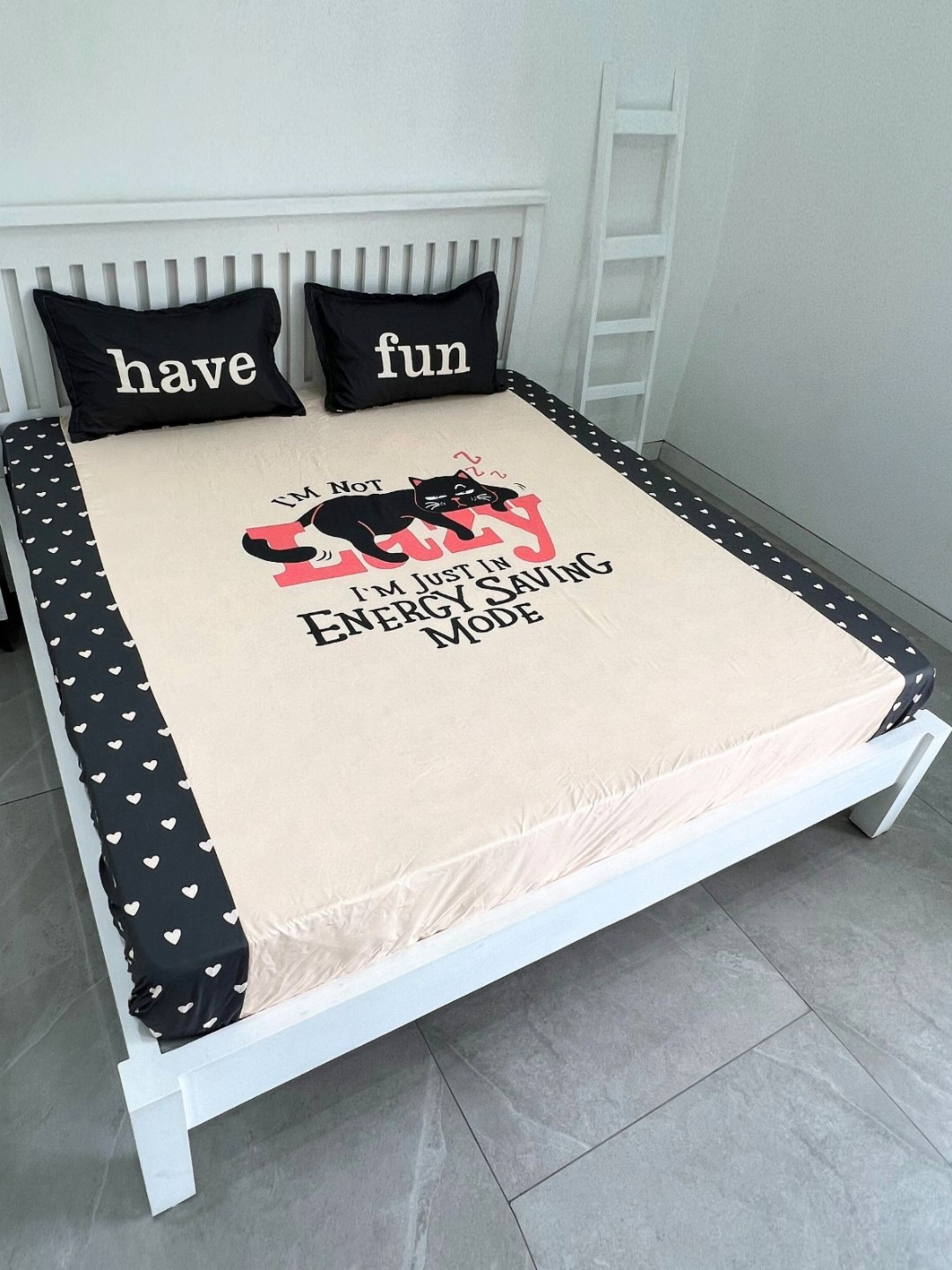 ohello Oasis Cream Typography Poly Satin 260 TC Fitted King Fine Bedsheet with 2 Pillow Covers-182 x 198 cm