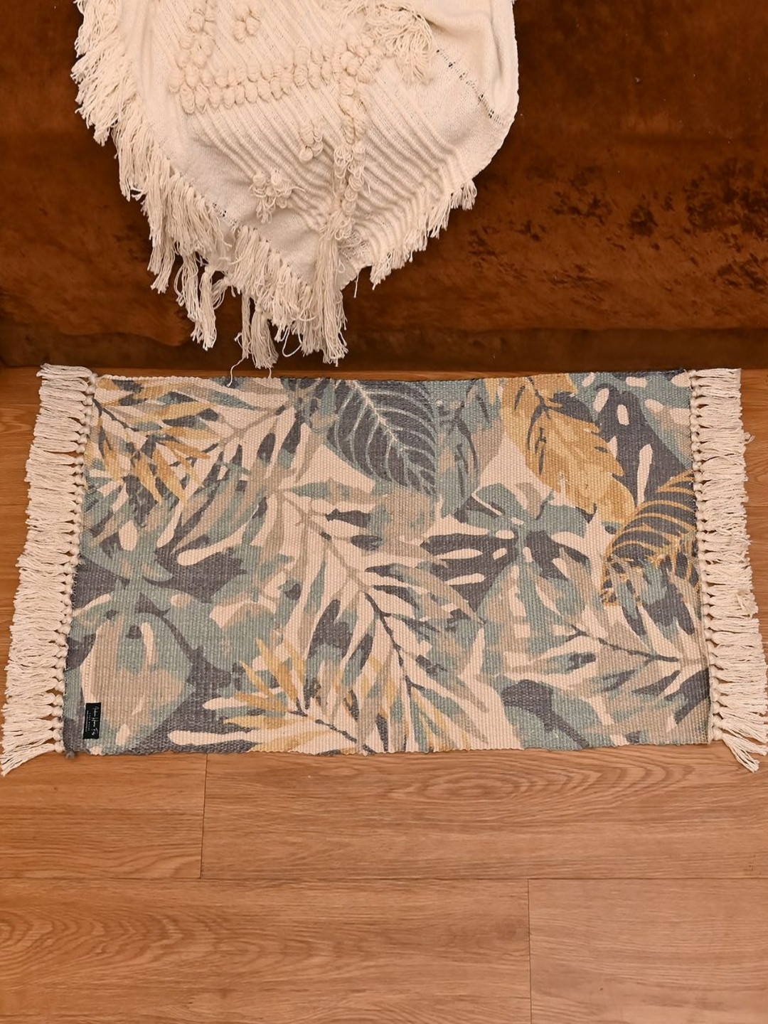 INDIAN HOME FAB Beige & Green Floral Printed Anti-Slip Water Absorbent Cotton Floor Mat