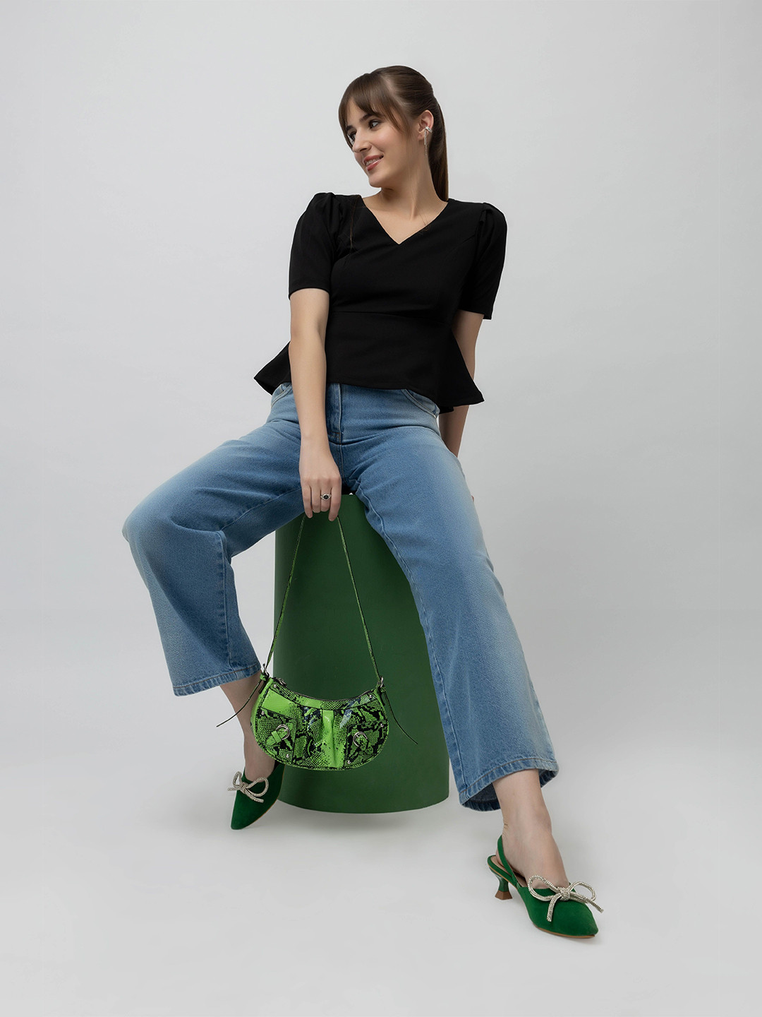 7OUNCE Women Solid Peplum Puff Sleeve Top