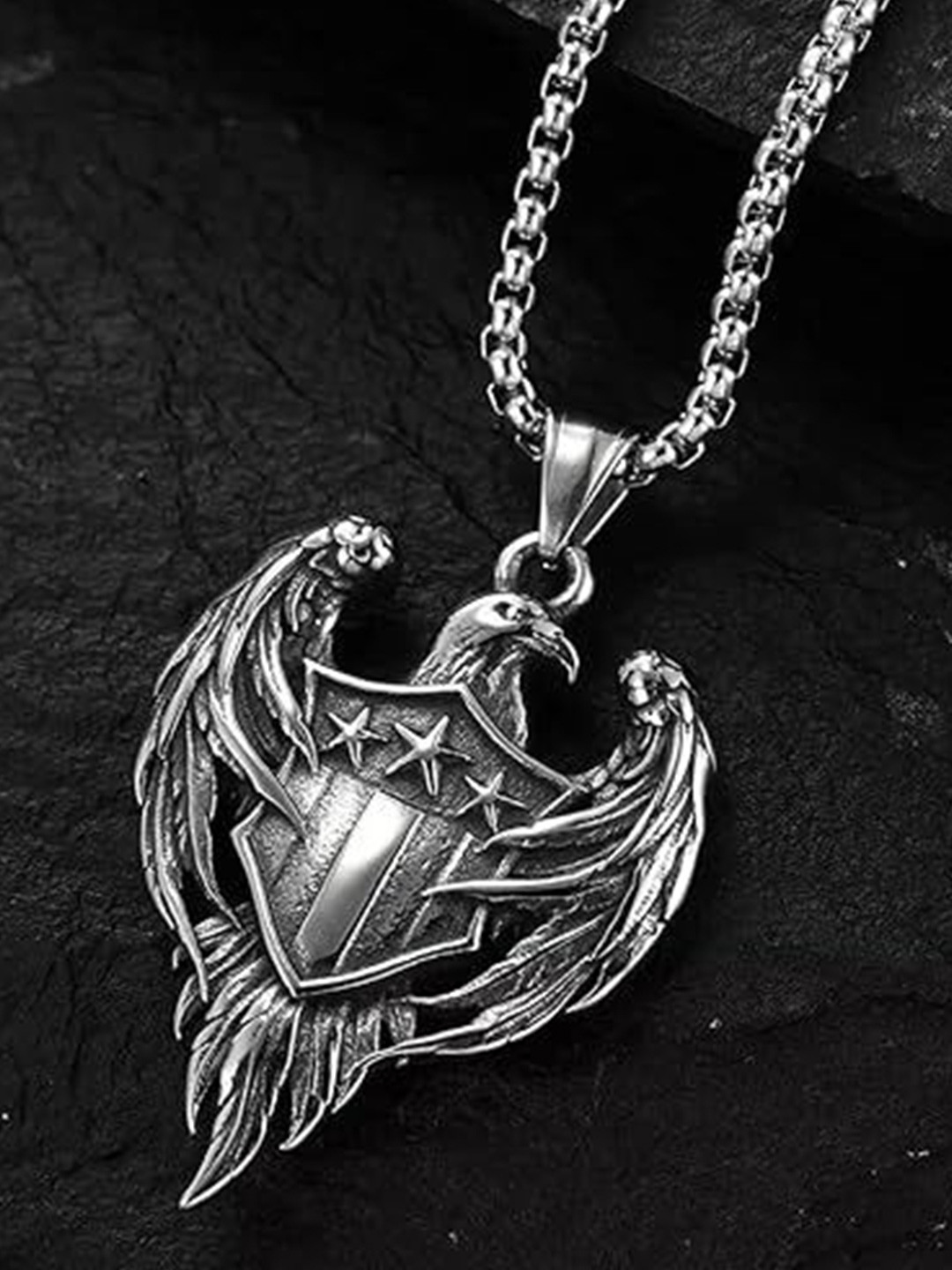 The Roadster Lifestyle Co Men Sterling Silver-Plated Eagle Pendant With Chain