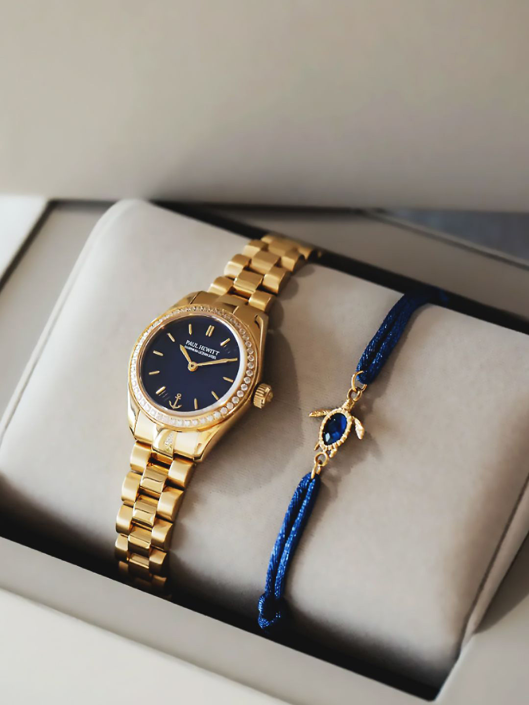 PAUL HEWITT Women Dial & Stainless Steel Straps Analogue Watch PH-SET-1186