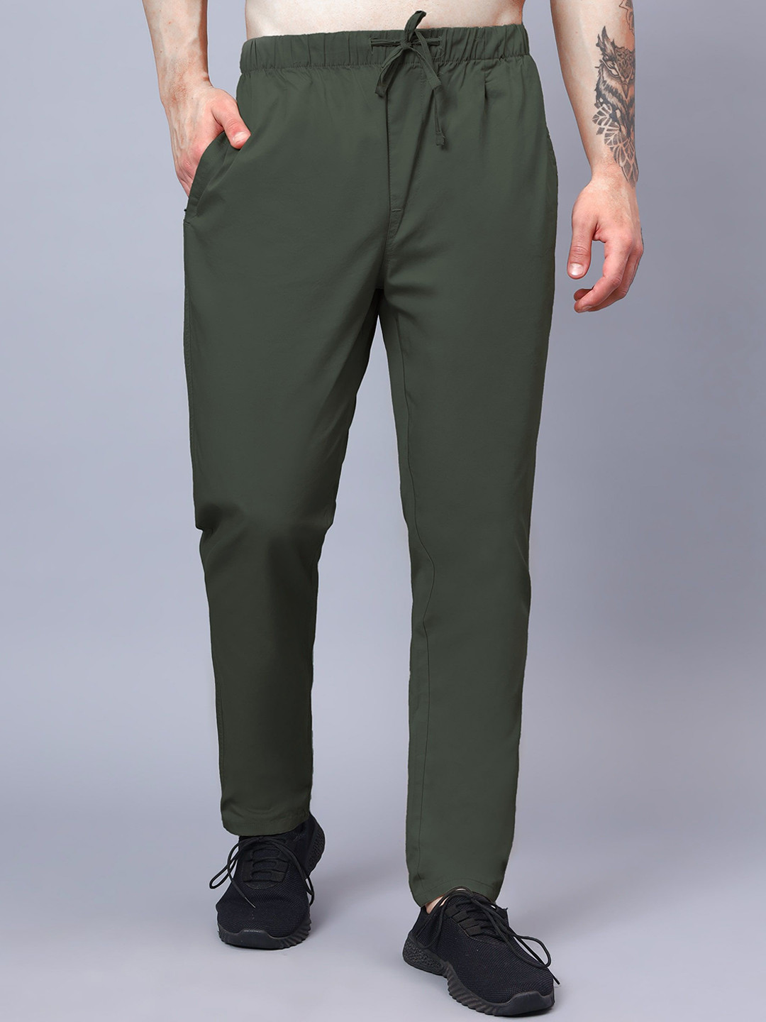 HAUWER Men Cotton Mid-Rise Track Pant
