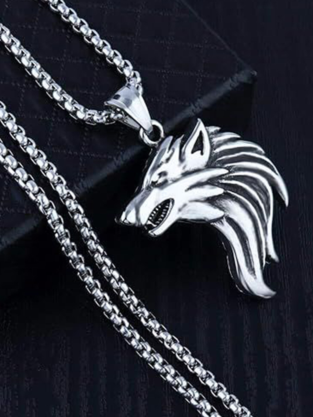 The Roadster Lifestyle Co. Men Stainless Steel Silver-Plated Wolf Charm Pendant & Chain