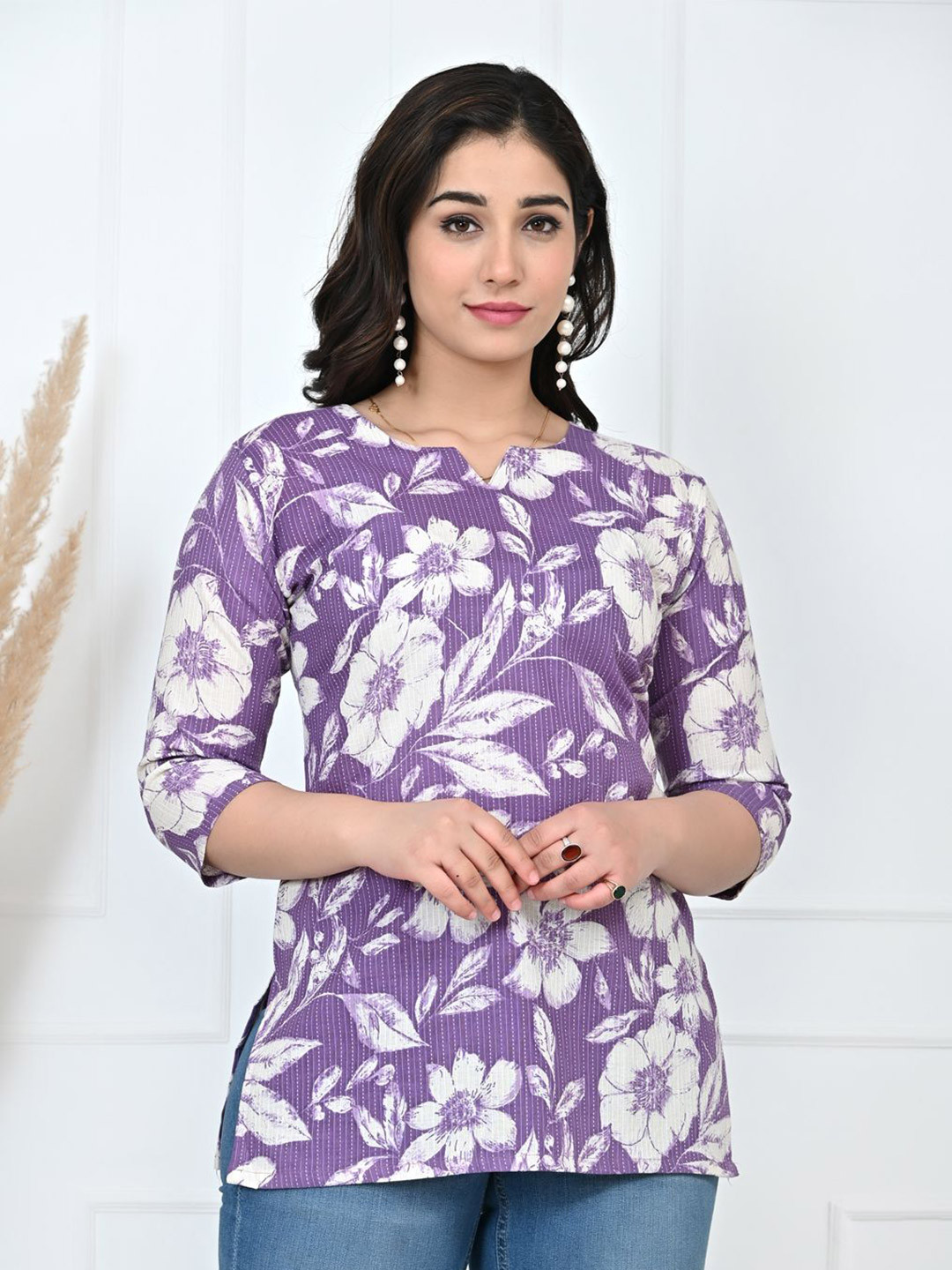 Moda Rapido Women Floral Printed V-Neck Pure Cotton Kurti