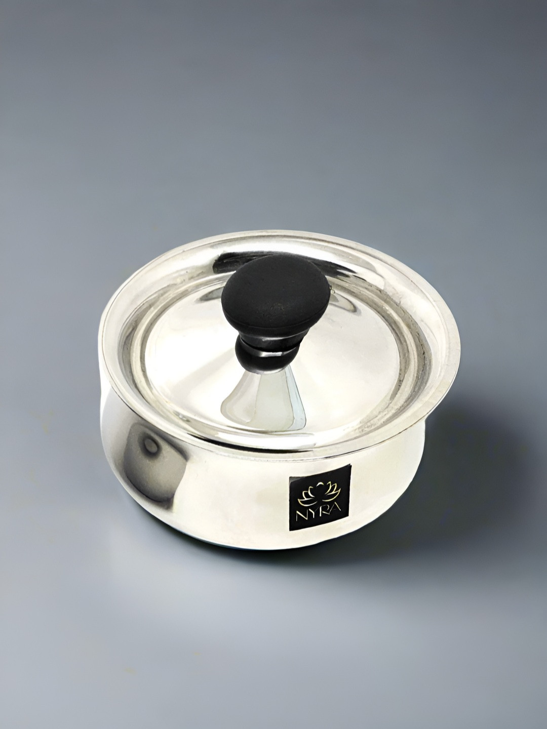 Nyra Kitchenware Silver-Toned Dishwasher Safe Stainless Steel Cooking Handi With Lid
