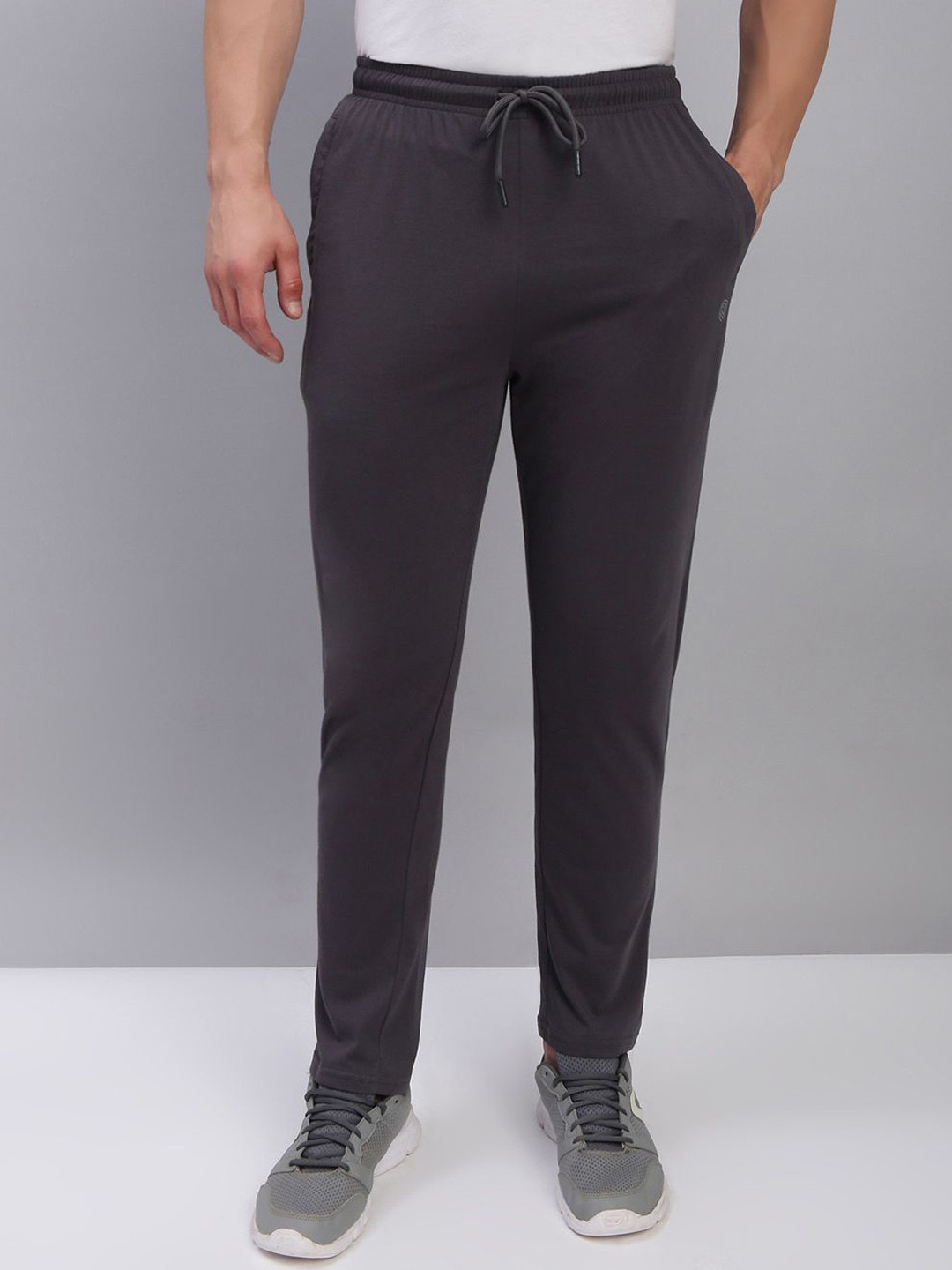 Lux Cozi Men Relaxed-Fit Cotton Mid-Rise Track Pant