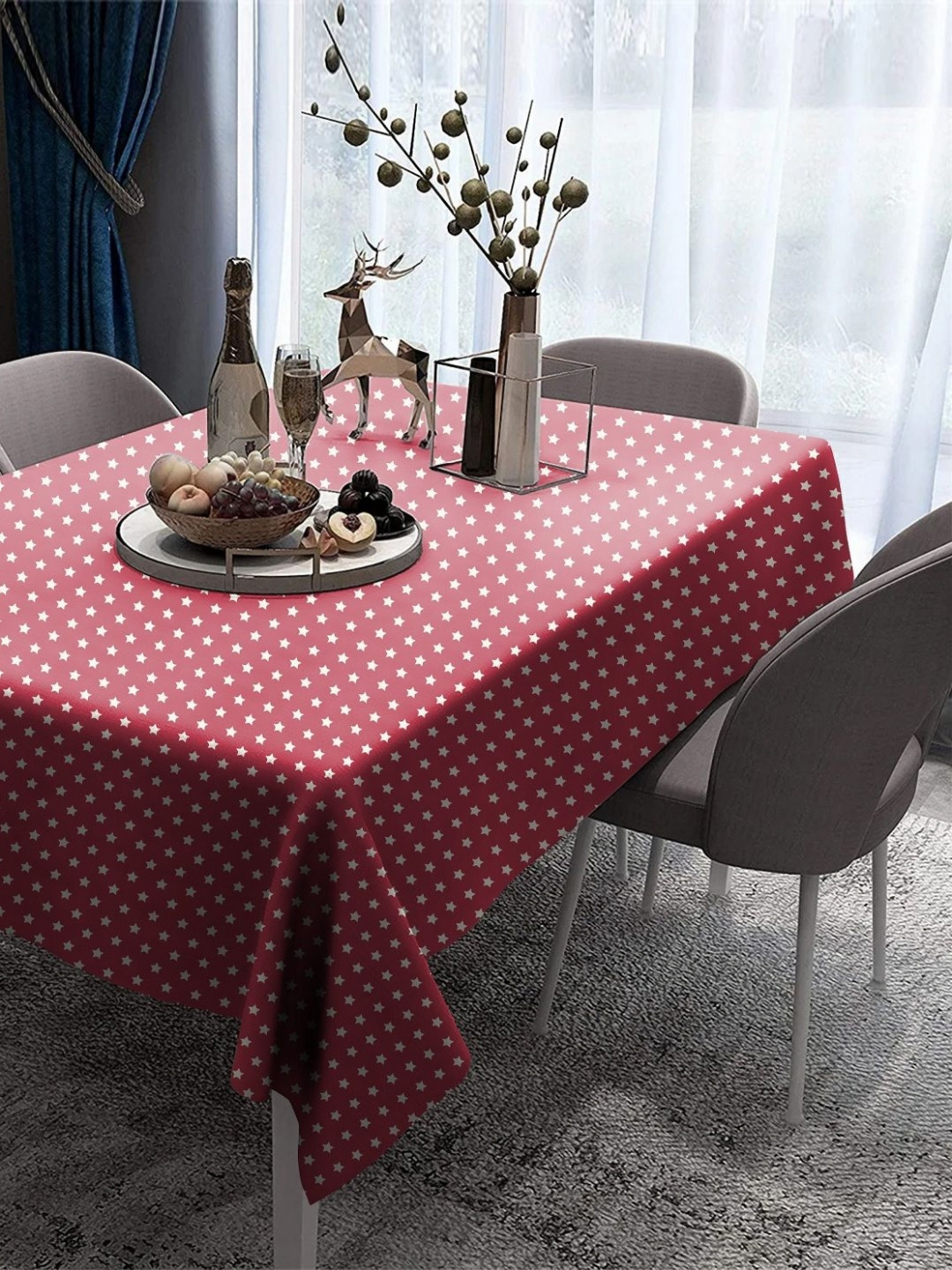 CASABLEU Red & White Stars Printed 6-Seater Table Cover