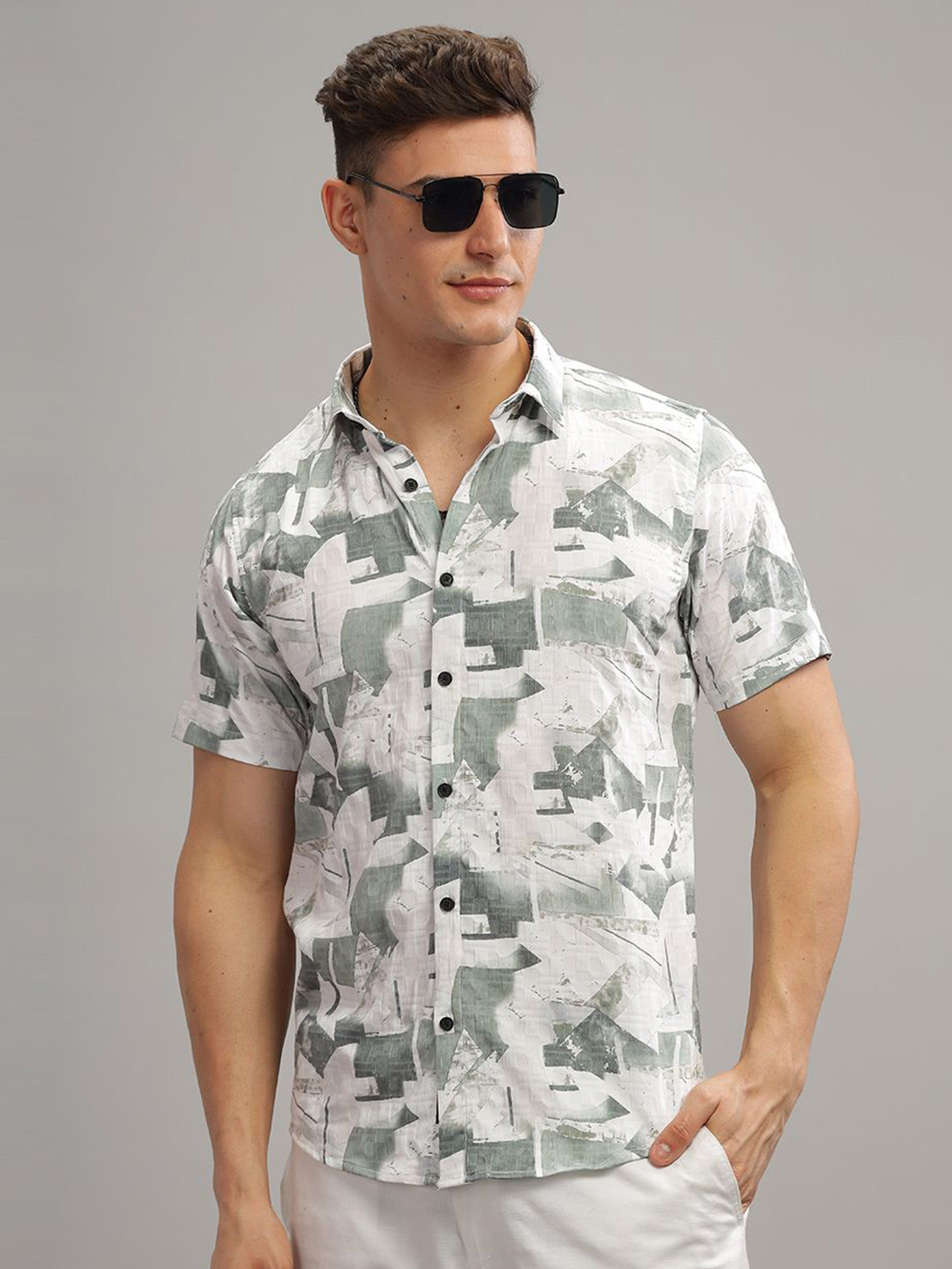 THE BEETEL HOUSE Men Abstract Printed Standard Slim Fit Waffle Shirt