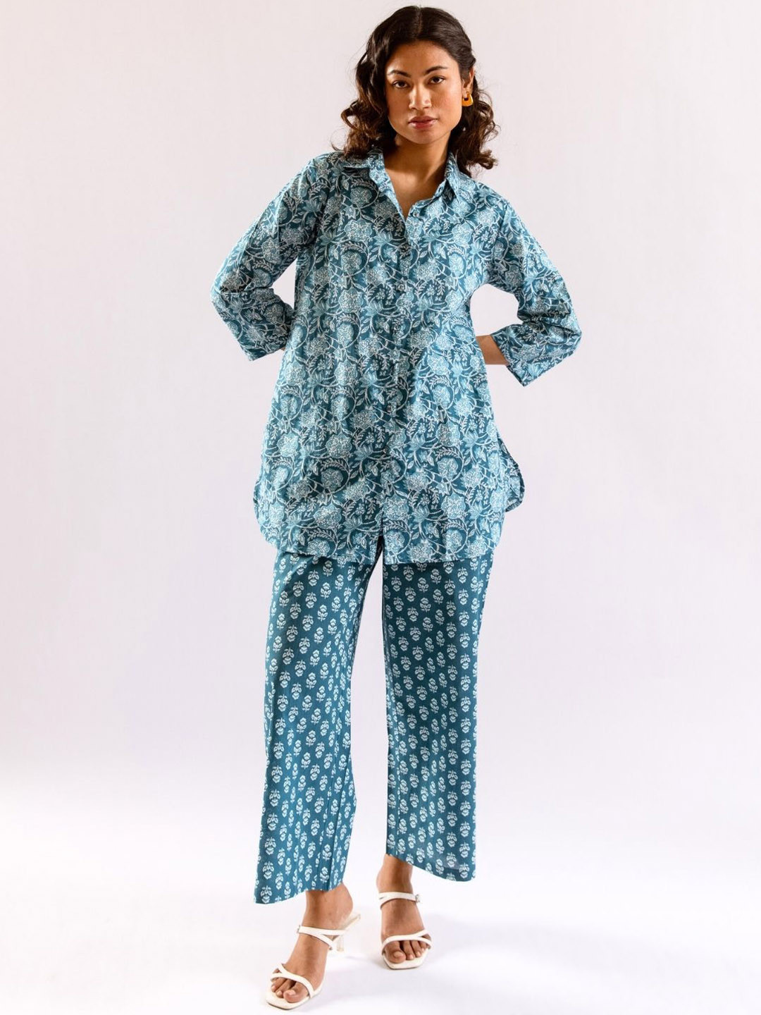 FEATHERS CLOSET Breeze Print Pure Cotton Collar Shirt Co-Ord Set