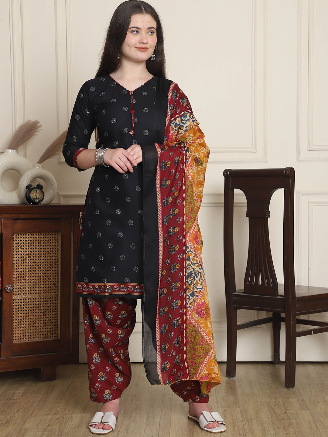 KALINI Floral Printed V-Neck Straight Kurta With Patiala & Dupatta