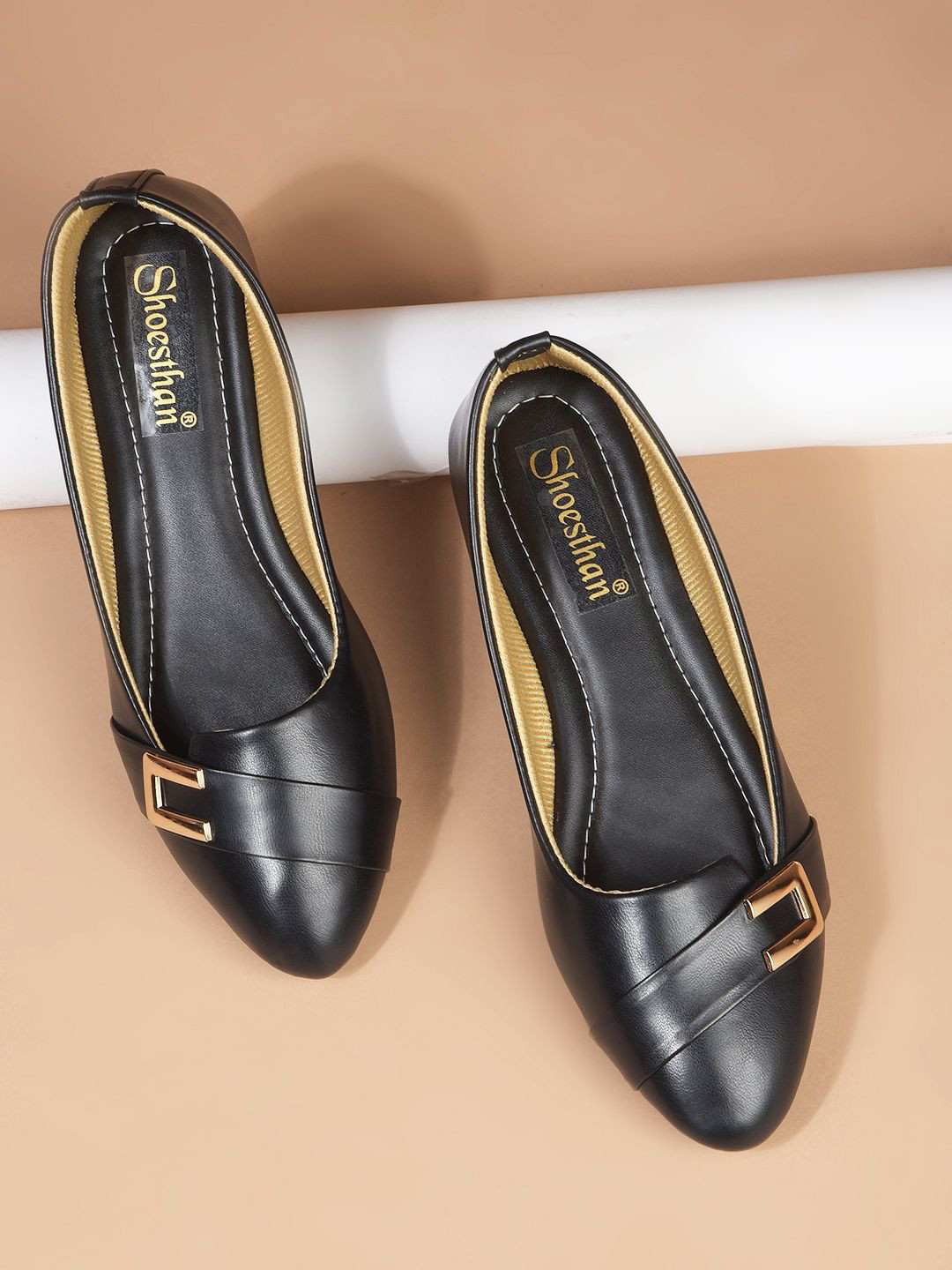 SHOESTHAN  Women Pointed Toe Ballerinas