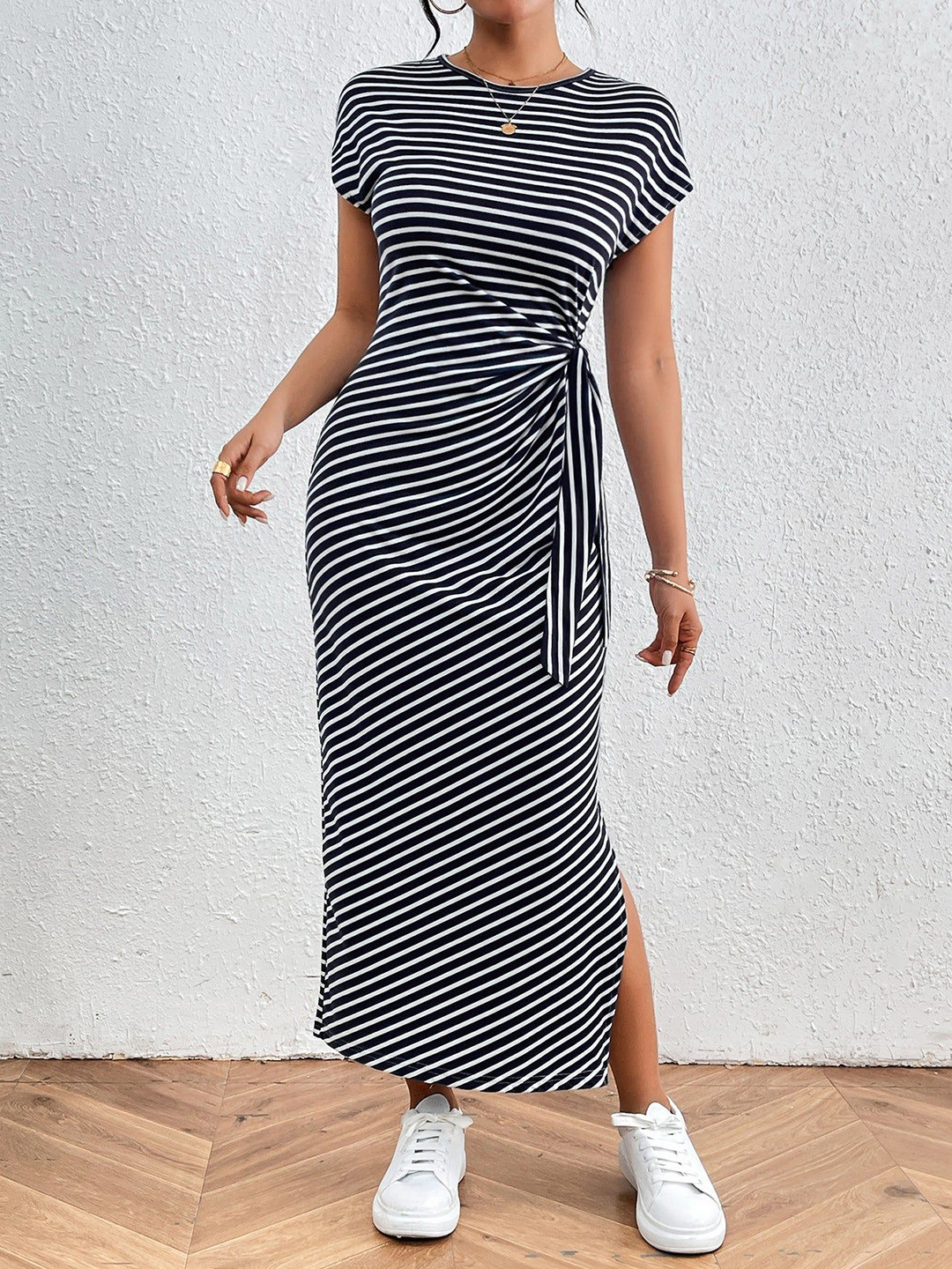 Outzidr White Sleeveless Side Slit Maxi Dress