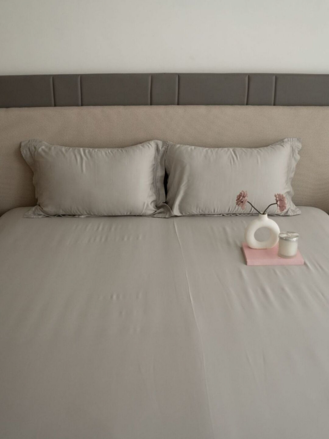 Sadyaska Modern Grey Solid Tencel 400 TC King Superfine Bedsheet with 2 Pillow Covers-274 x 274 cm