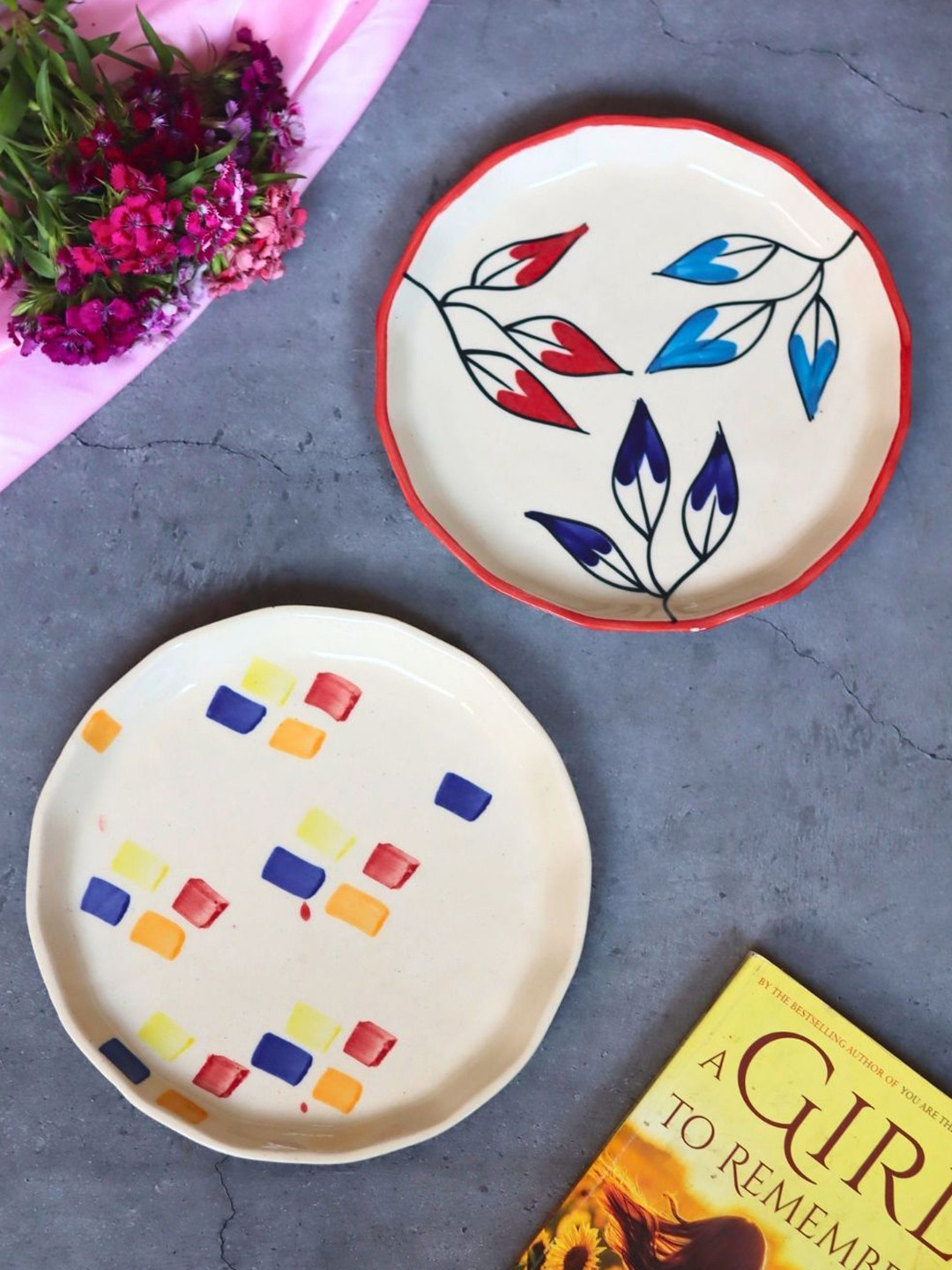 WEAVING HOMES White & Blue 2 Pcs Petals & Crayon Printed Ceramic Snack Plates