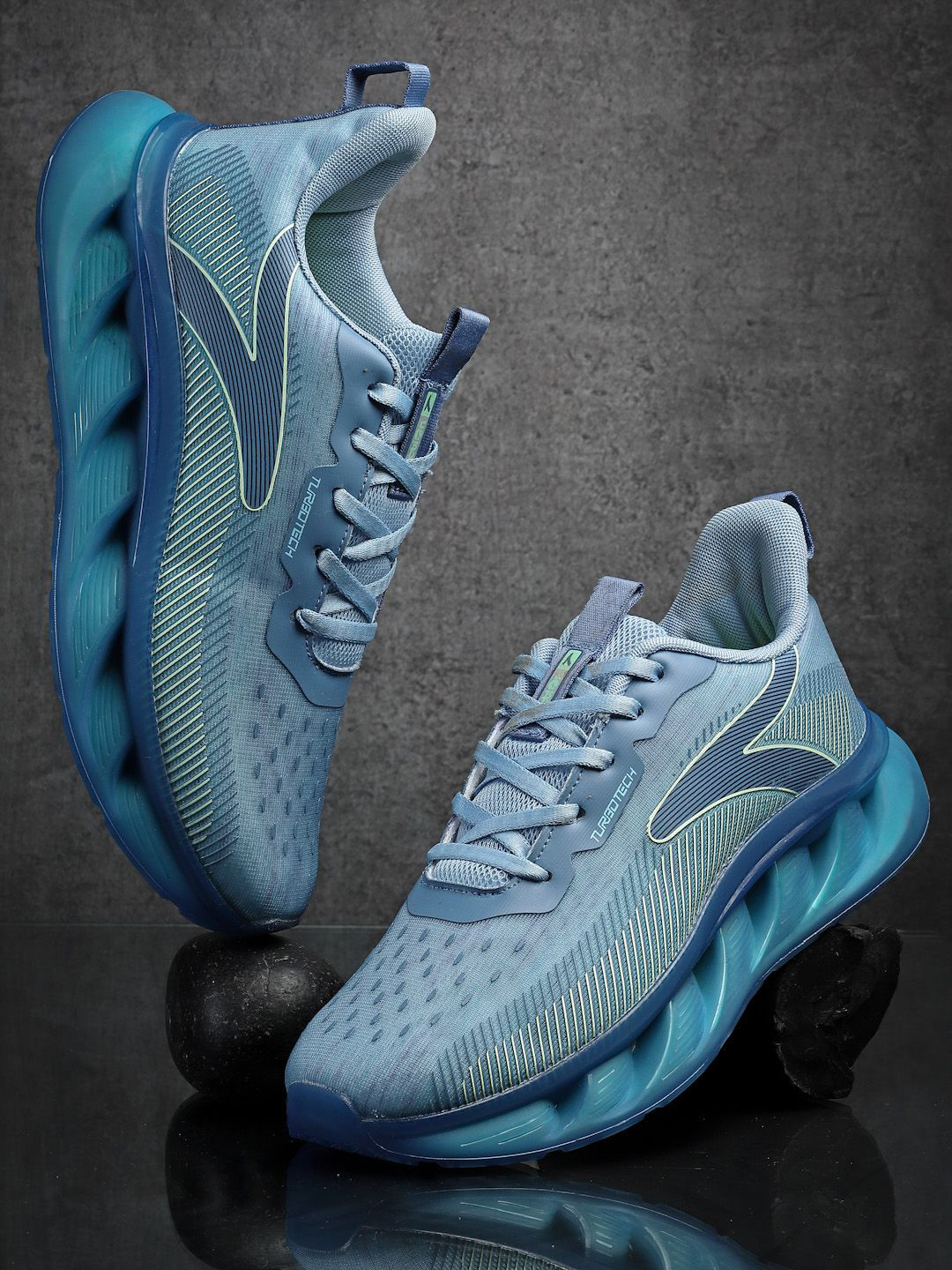 Action NITRO Men Mesh Running Non-Marking Shoes