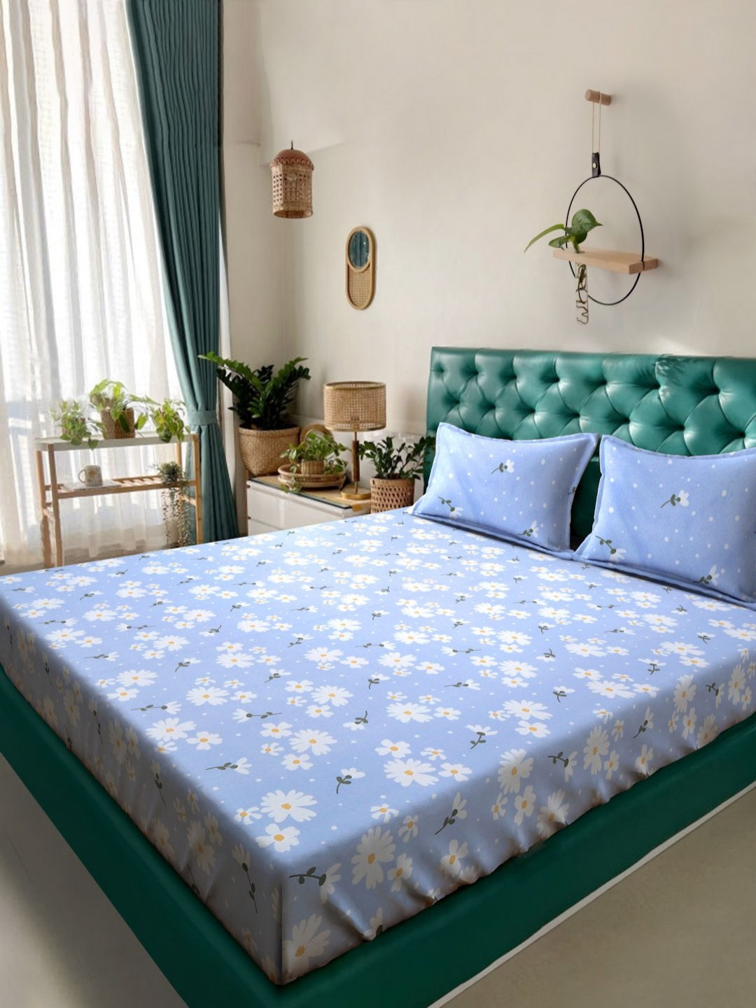 KLOTTHE Blue Floral Polycotton 300 TC King Fine Bedsheet with 2 Pillow Covers-98 x 89 inches