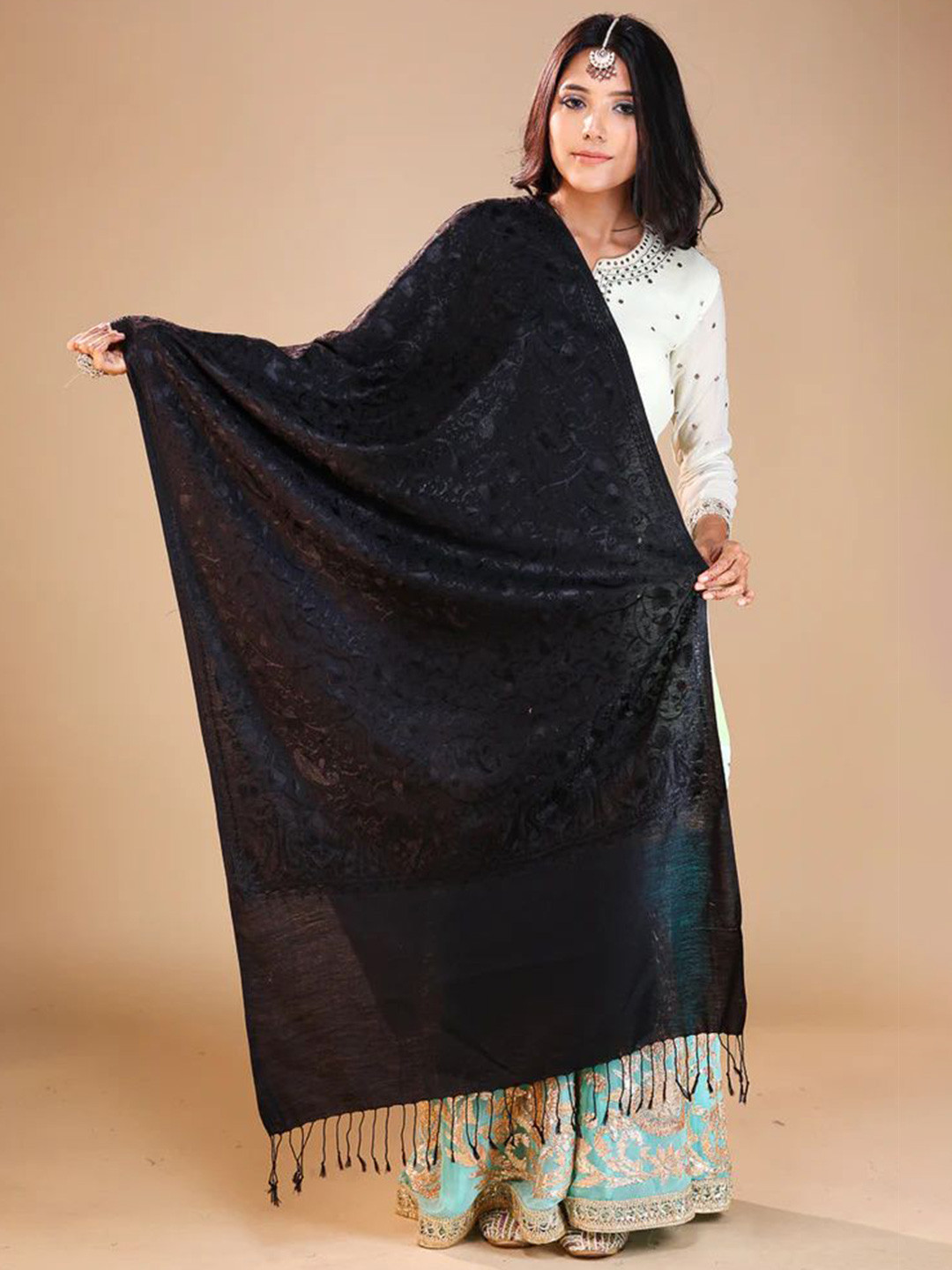 THE SHAWL STUDIO Women Embroidered Stole With Tasselled