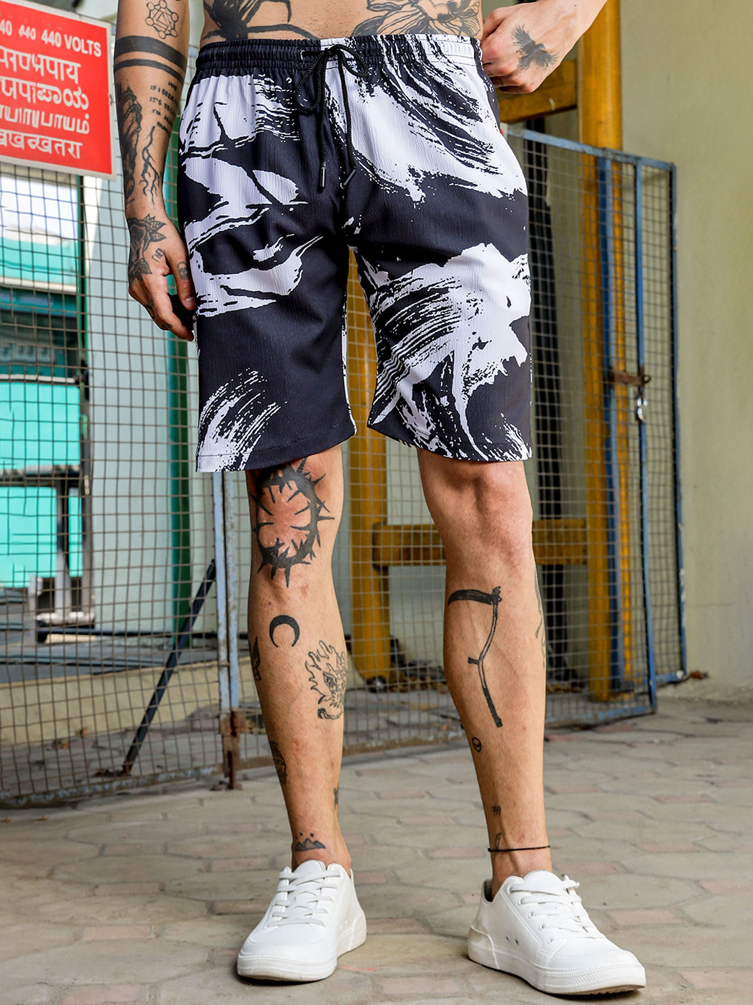 House of Koala Black Abstract Print Textured Fabric Relaxed Fit Shorts