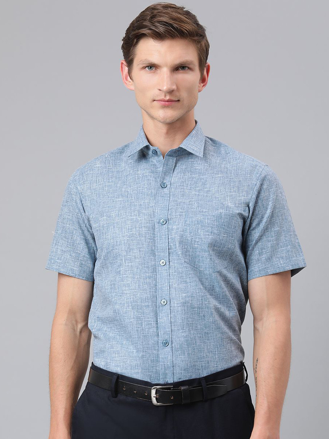ACCOX Men Comfort Regular Fit Solid Spread Collar Linen Formal Shirt