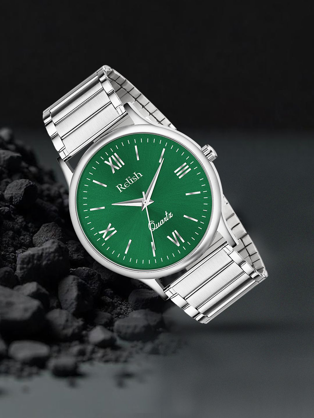 Relish Men Dial & Stainless Steel Straps Analogue Watch RE-NW2020