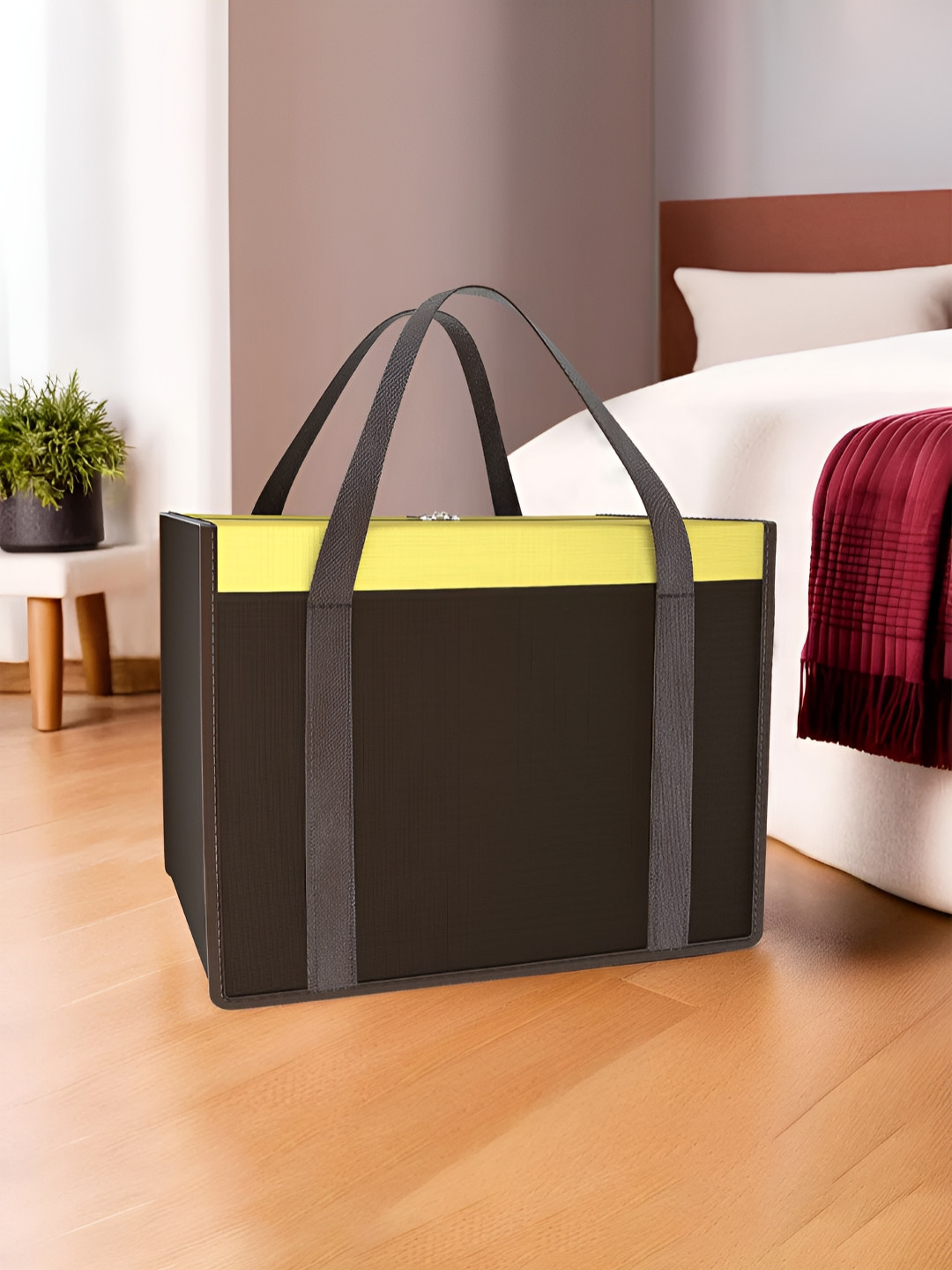 Aura Brown Set of 1 Foldable Underbed Storage Bag Clothes Organisers